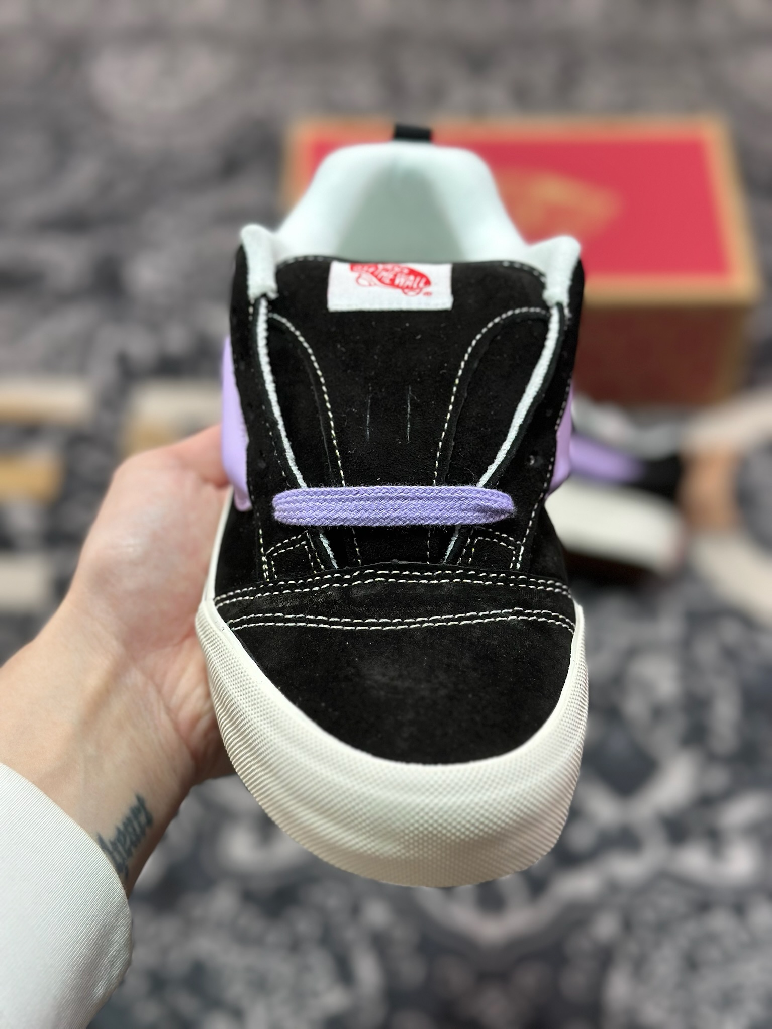 A2140   Vans Knu Skool 紫葡之恋 面包鞋 舒适时尚防滑耐磨低帮休闲板鞋   VN0009QC6BT1