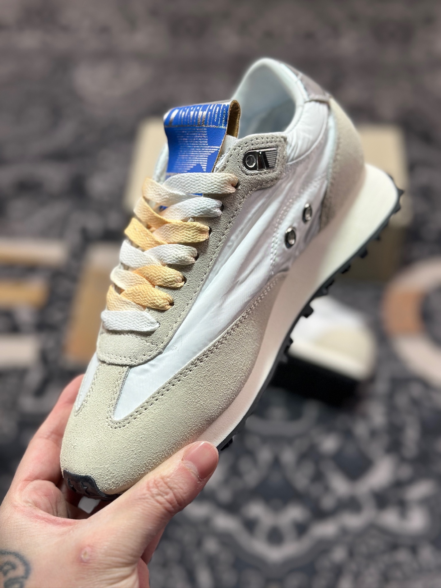 B3260  黄金鹅GGDB/Golden Goose Marathon Trimmed sneakers 马拉松系列低帮慢跑鞋“翻毛米白银” GWF00683.F005457.60466