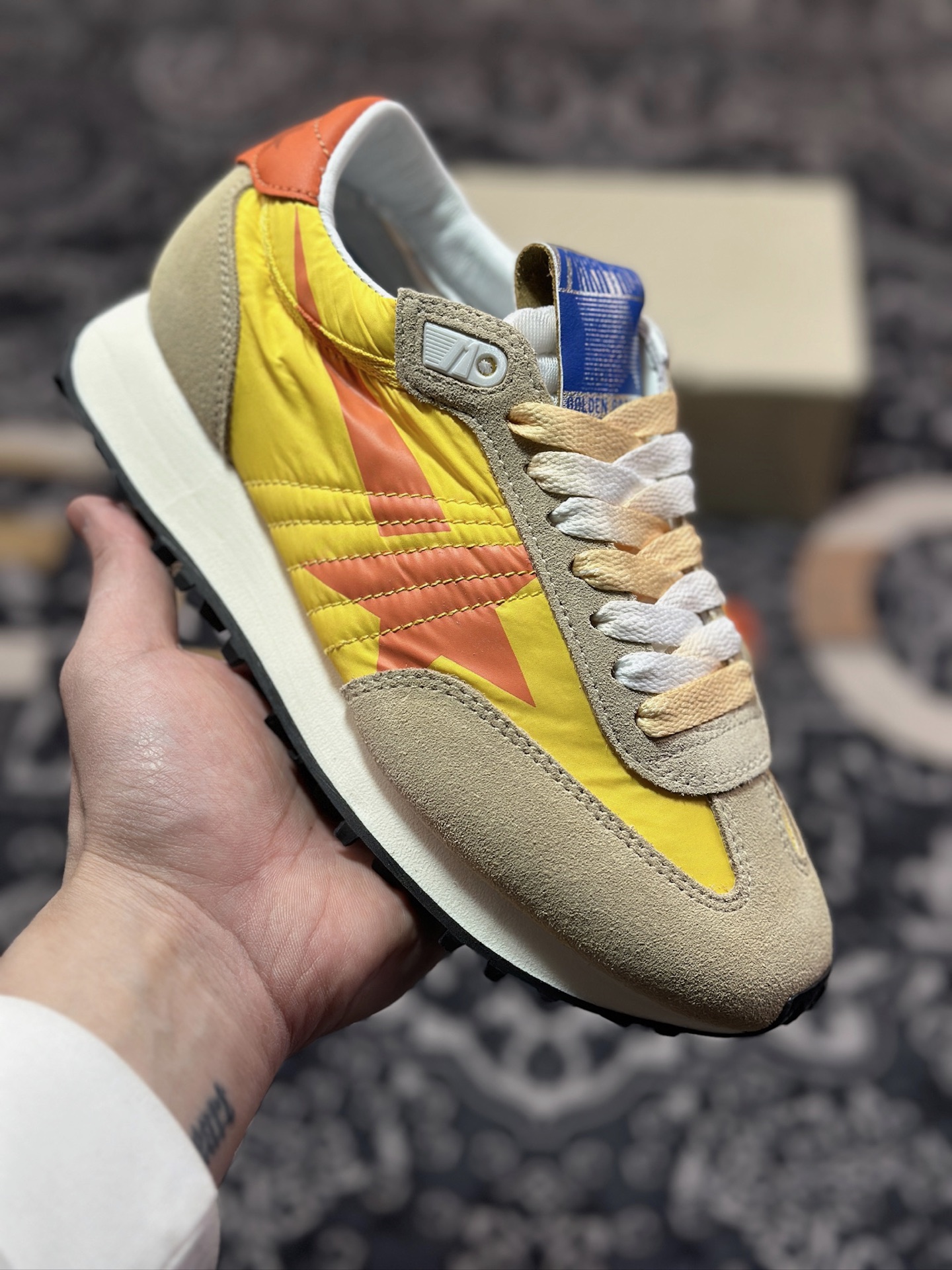 B3260  黄金鹅GGDB/Golden Goose Marathon Trimmed sneakers 马拉松系列低帮慢跑鞋“翻毛土黄橙” GMF00683.F005462.82542