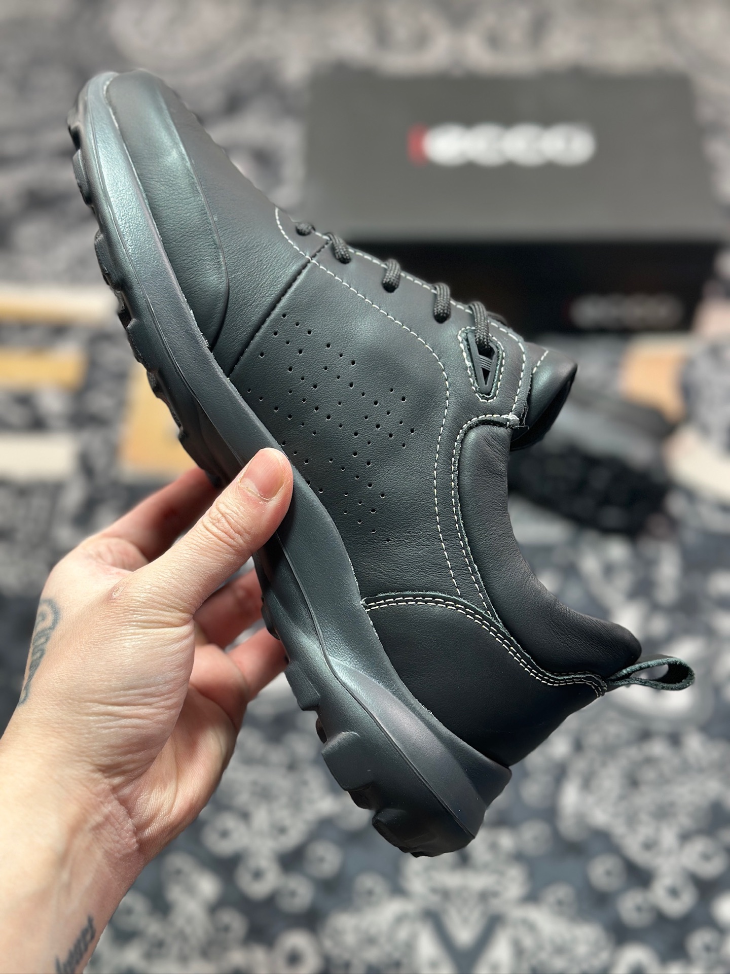 B7300  ECCO爱步男鞋真皮四季鞋 健步系列运动鞋休闲跑步鞋