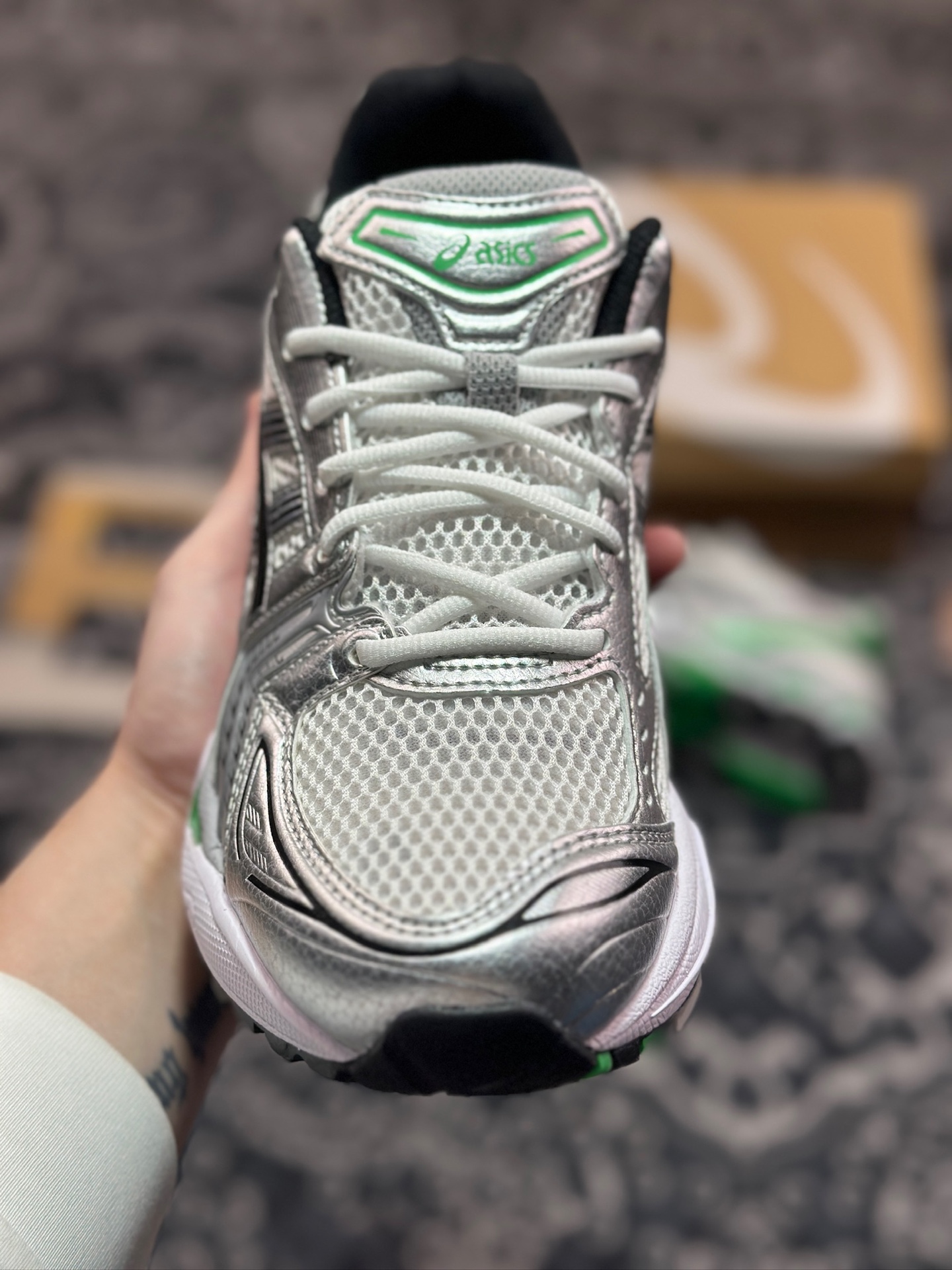 A8200  Asics Gel-Kayano 14 银黑绿 亚瑟士14代 纳米纤维气垫百搭休闲运动慢跑鞋  1201A019-110