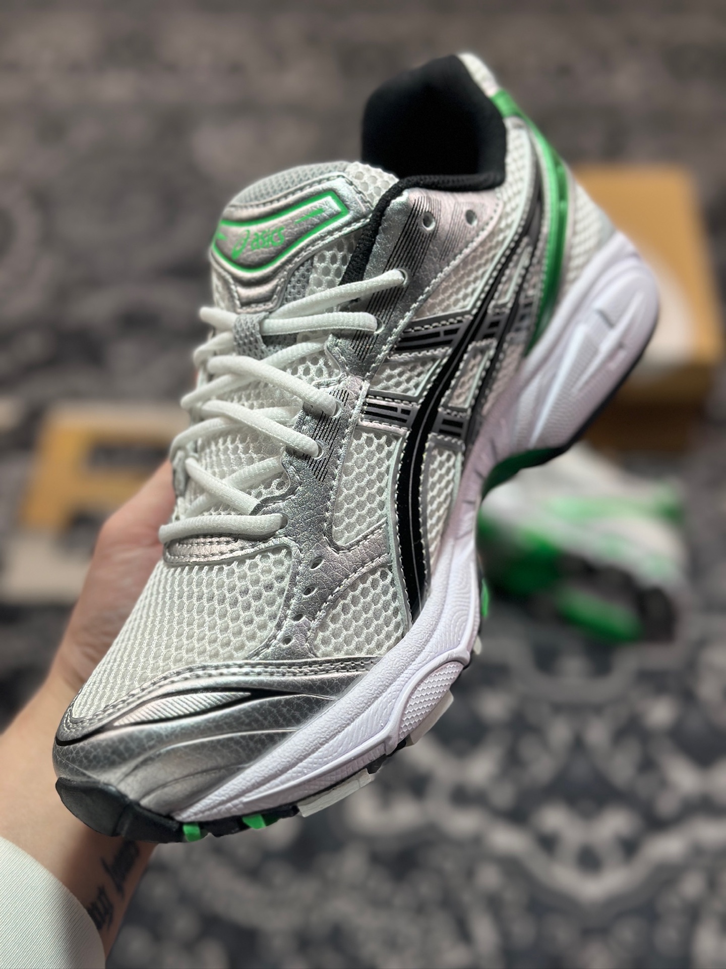 A8200  Asics Gel-Kayano 14 银黑绿 亚瑟士14代 纳米纤维气垫百搭休闲运动慢跑鞋  1201A019-110