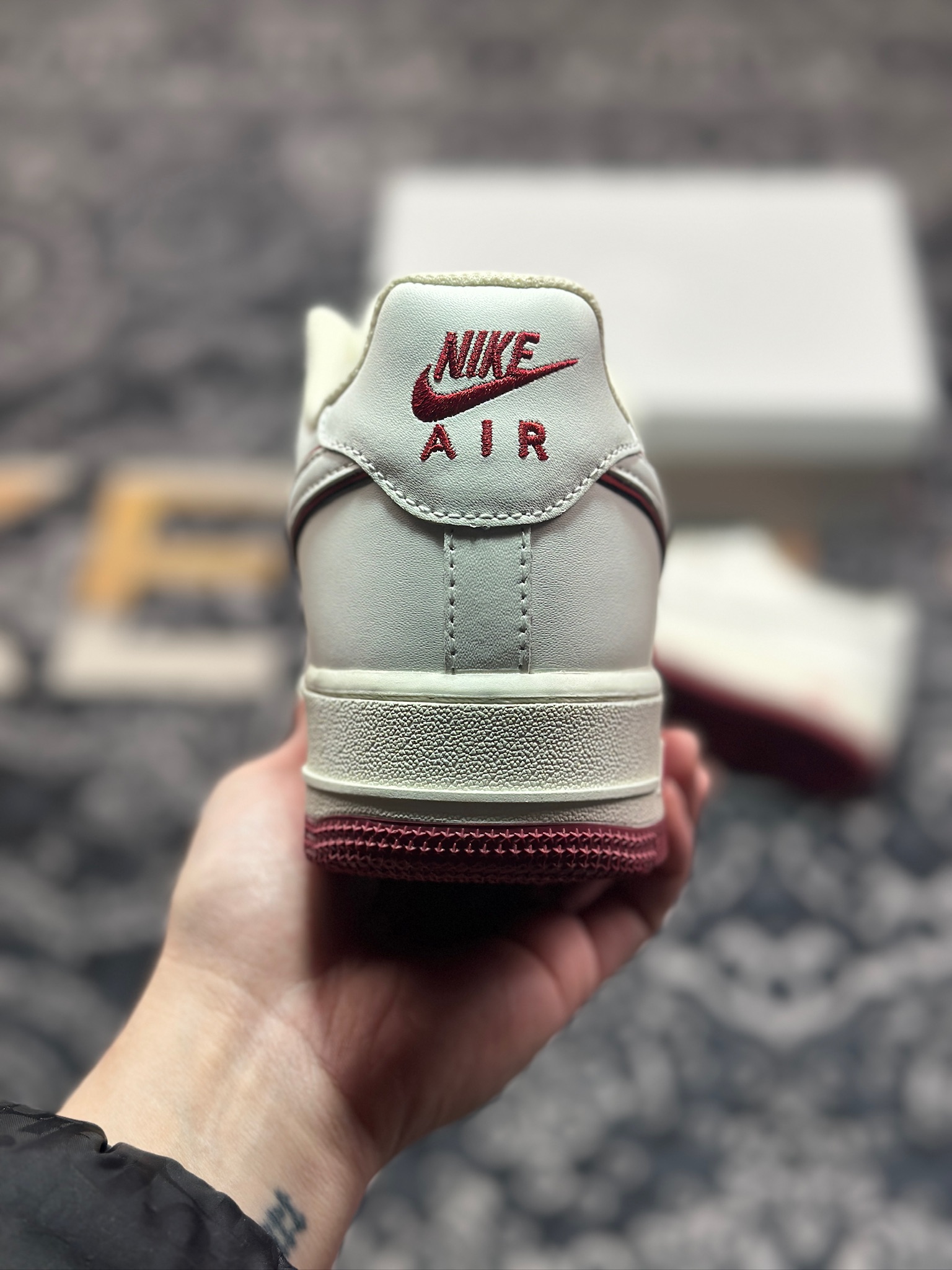 A7200  Nike Air Force 1 Low '07 白酒红低帮空军一号休闲板鞋   DZ2799-103