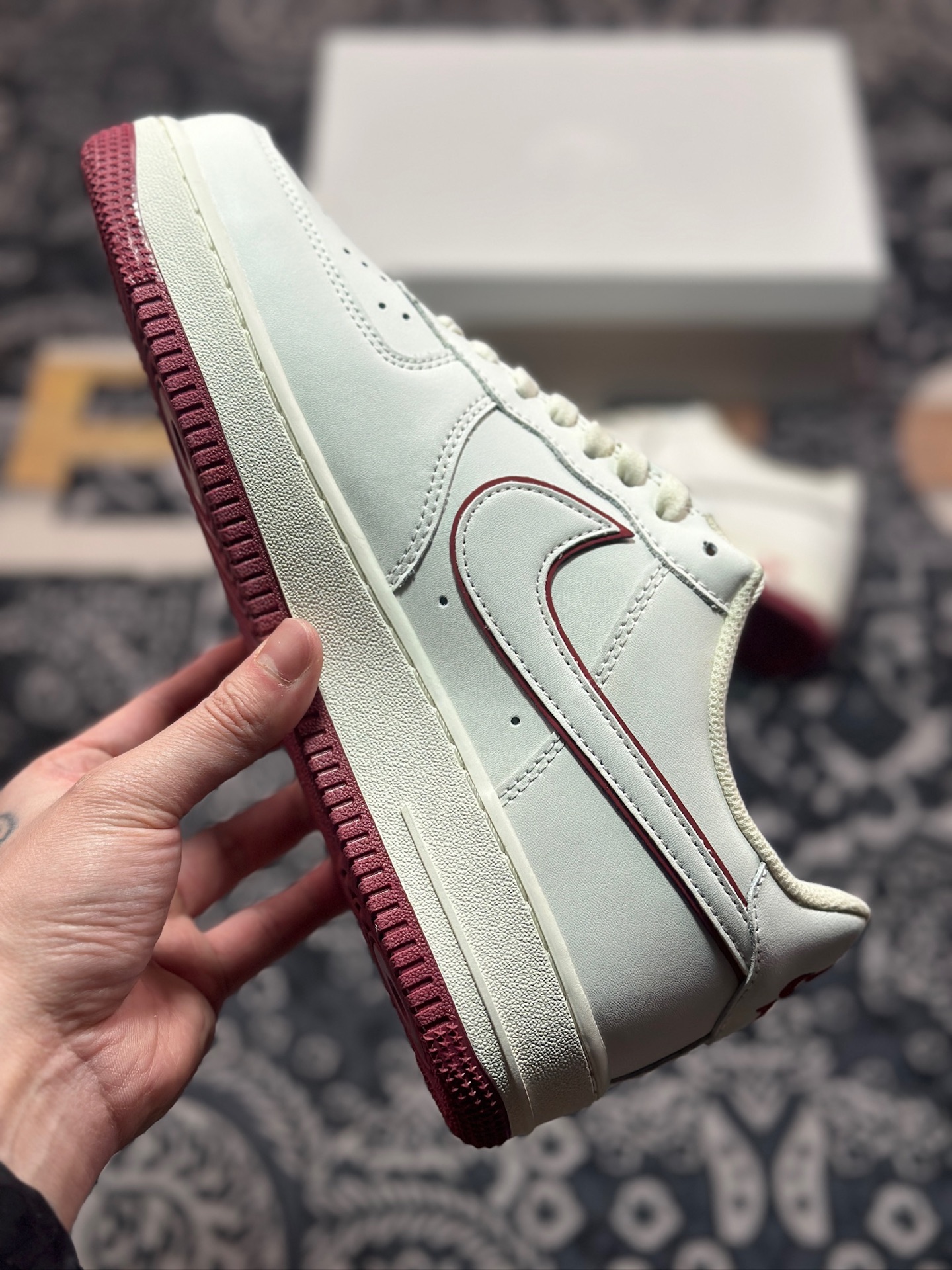 A7200  Nike Air Force 1 Low '07 白酒红低帮空军一号休闲板鞋   DZ2799-103