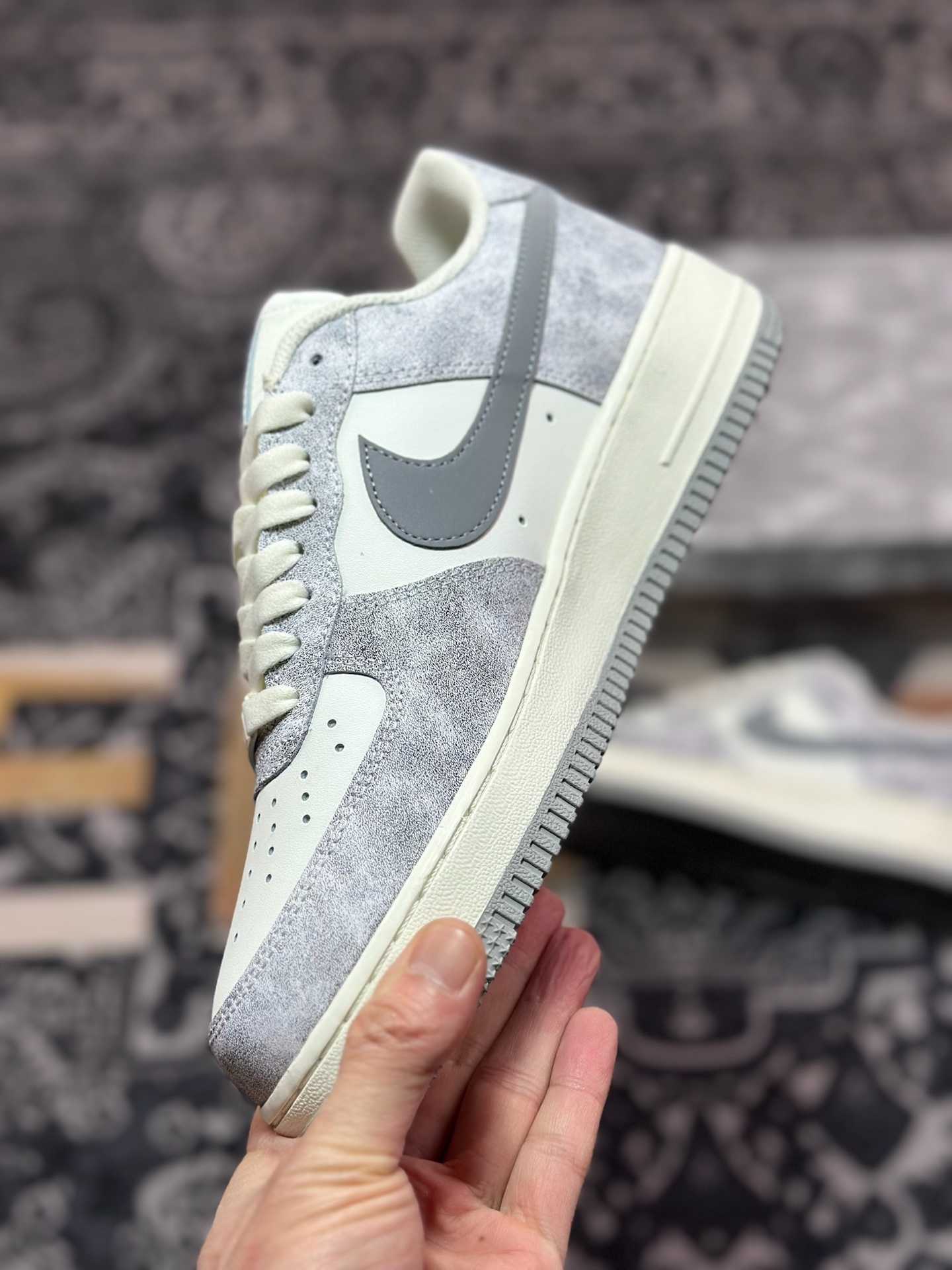 A8200  Nike Air Force 1 Low ’07 岩石灰 配色 空军一号低帮休闲板鞋   BL5866-901