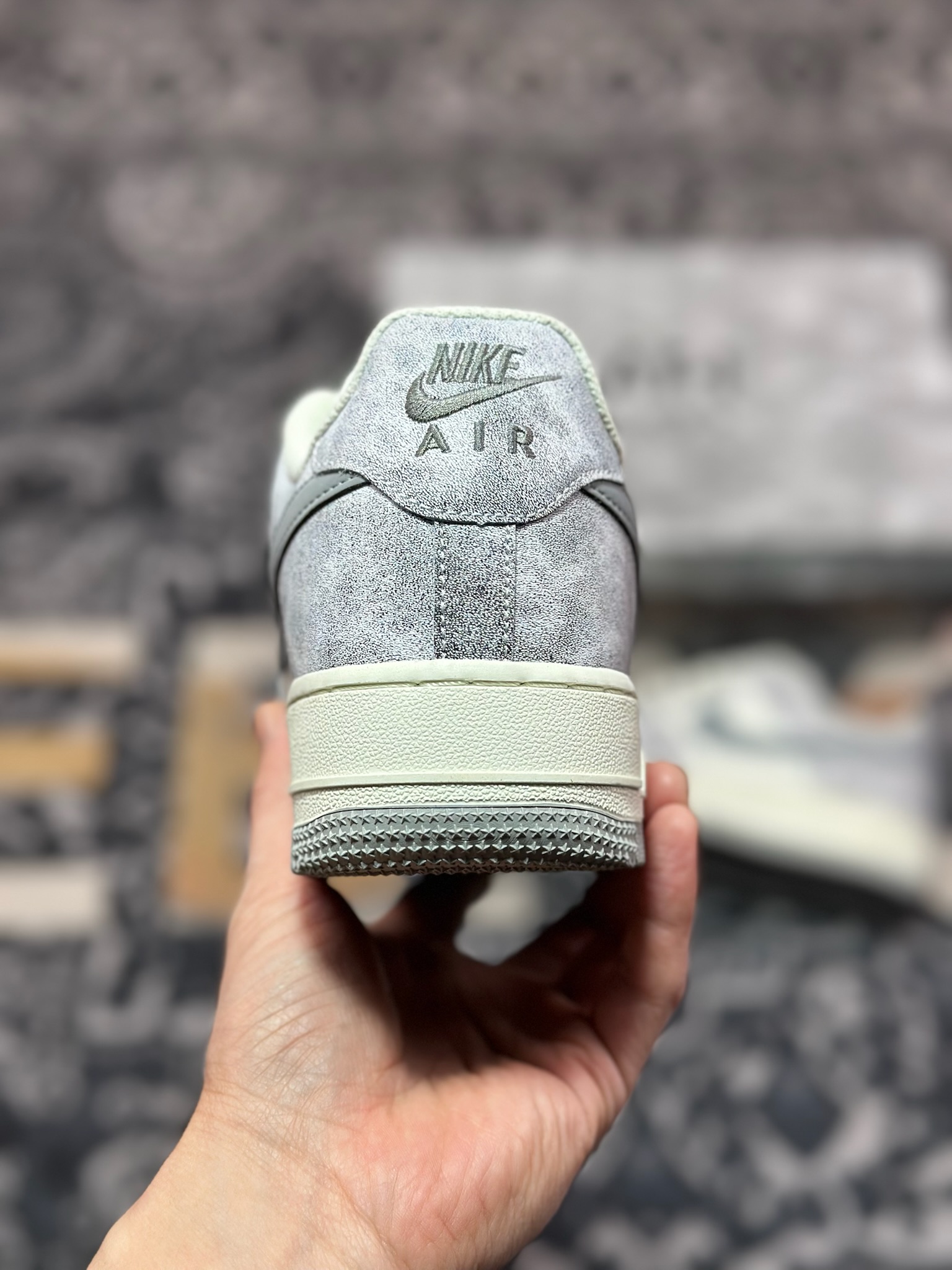 A8200  Nike Air Force 1 Low ’07 岩石灰 配色 空军一号低帮休闲板鞋   BL5866-901