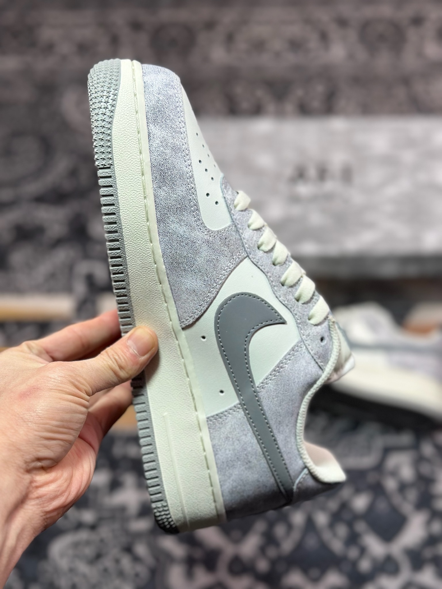 A8200  Nike Air Force 1 Low ’07 岩石灰 配色 空军一号低帮休闲板鞋   BL5866-901