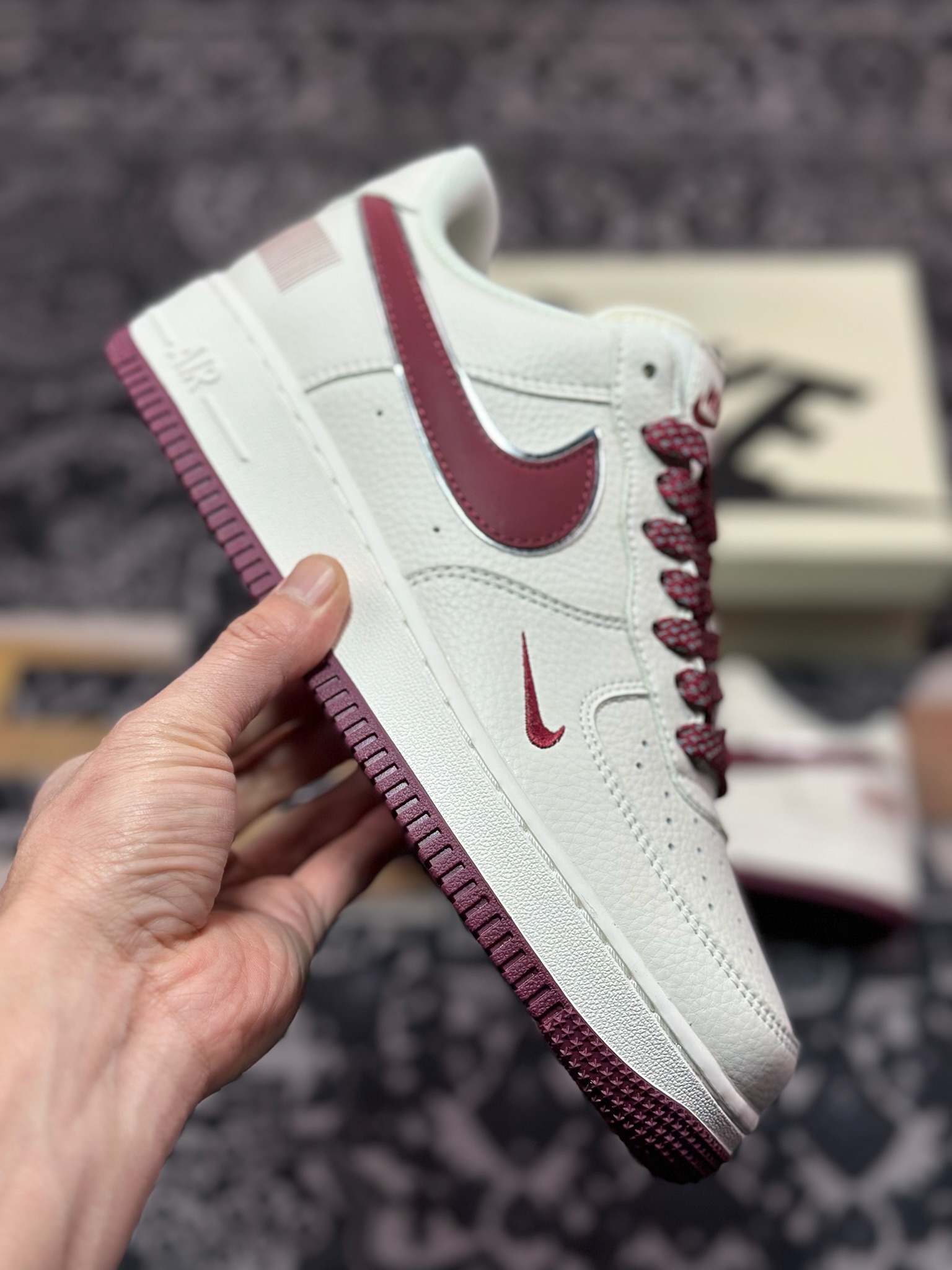 B2240  Air Force 1 '07 Low 米酒红满天星   CU1836-961