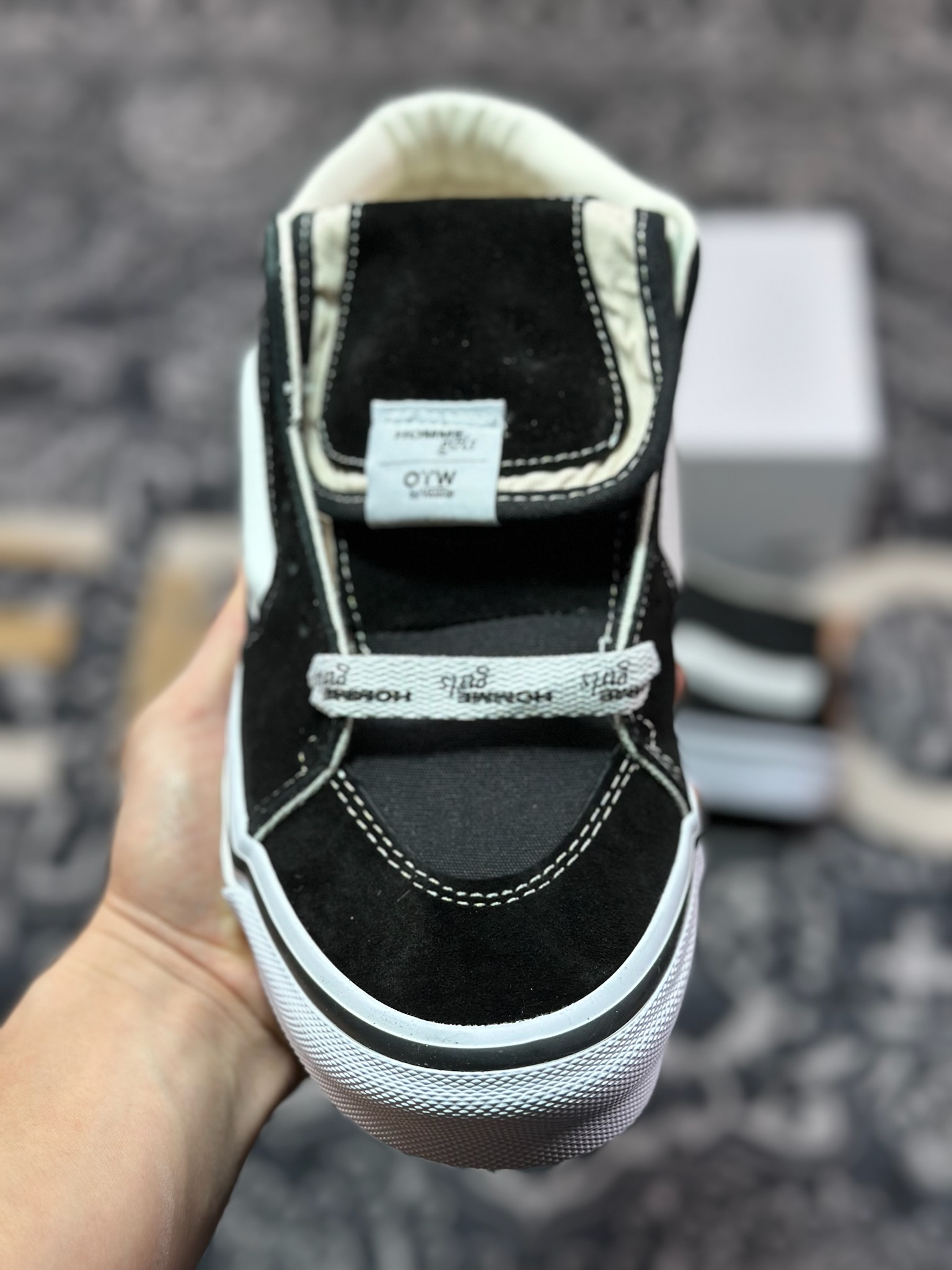 A4160   HommeGirls x Vans Sk8-Mid  时尚百搭中帮休闲硫化板鞋  VN000NBNCJK 黑色  VN000NBN2VZ 白色