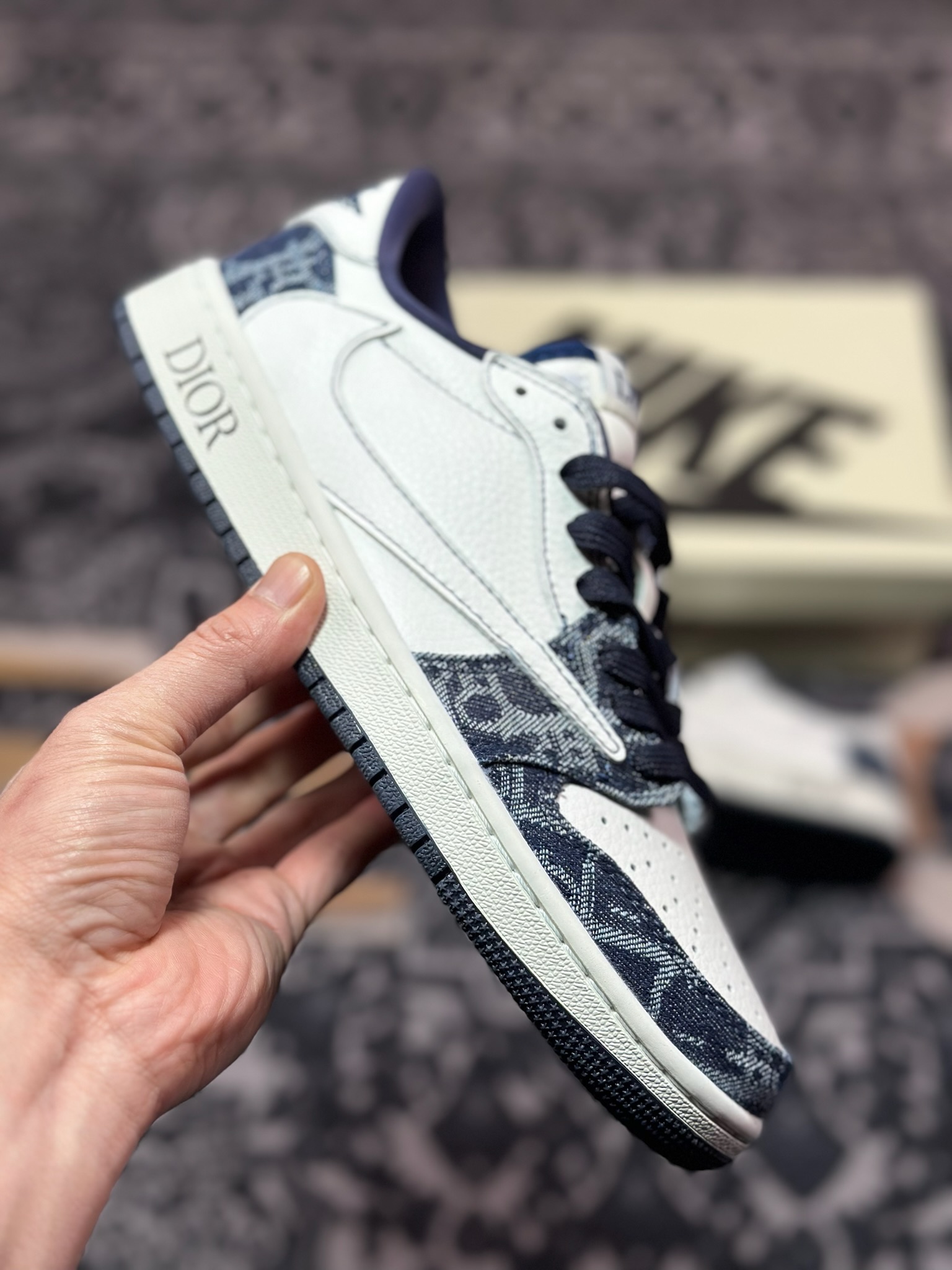 A8200  Dior x Travis Scott x Nike Air Jordan 1 Low OG SP”Christian Dior”AJ1乔丹一代篮球鞋“TS联名牛仔深蓝米白迪奥倒钩” CH6336-017