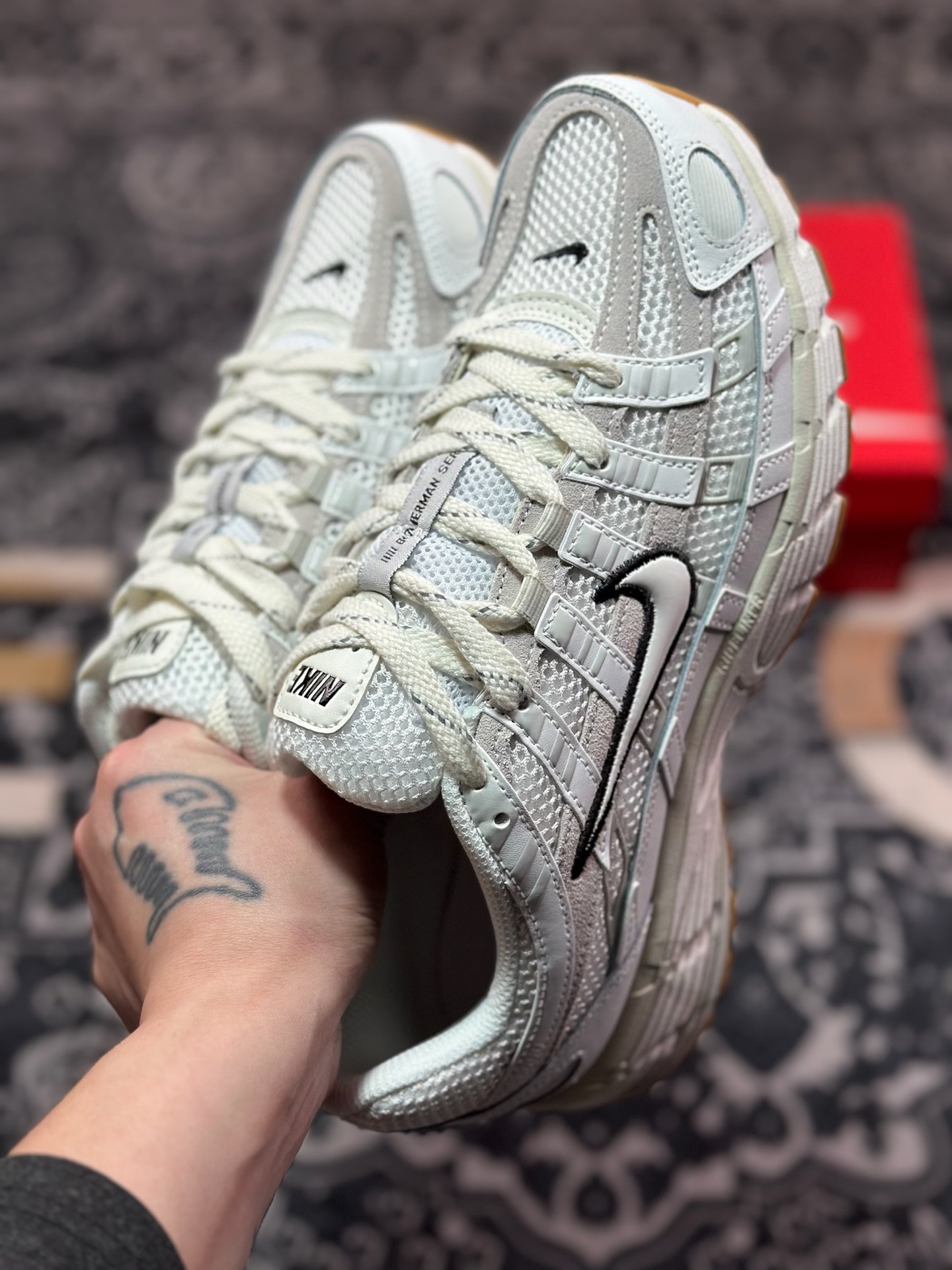 A7200  Nike P-6000 系列低帮复古老爹风休闲运动舒适慢跑鞋  HF4898-121