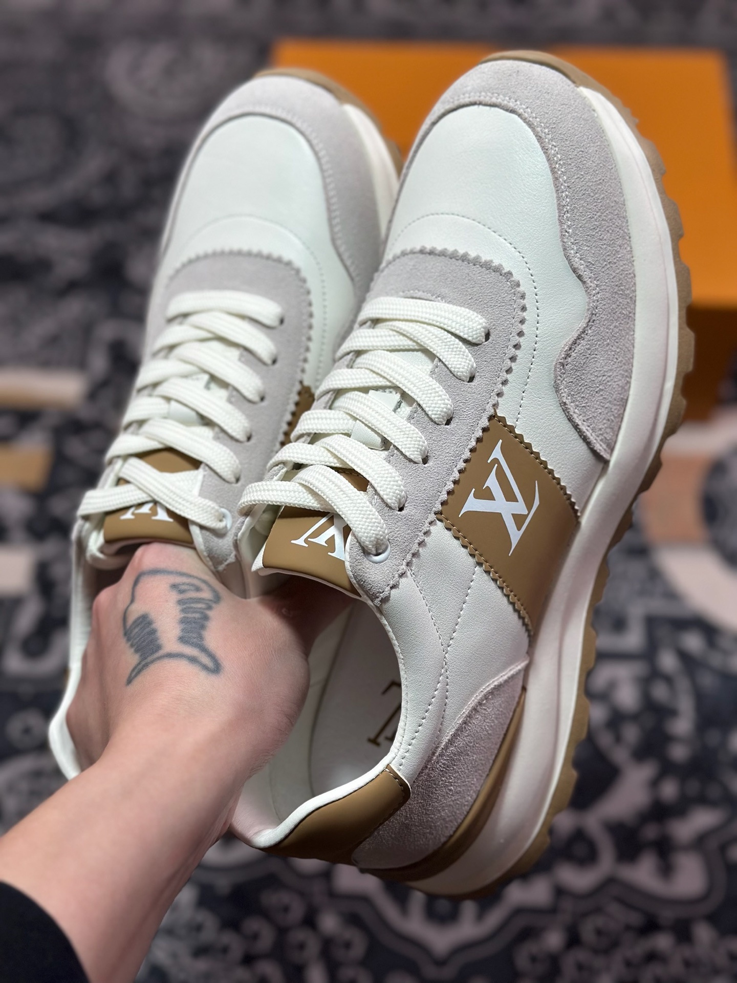 C3380  新货#Louis Vuitton  LV路易威登休闲文化运动板鞋系列