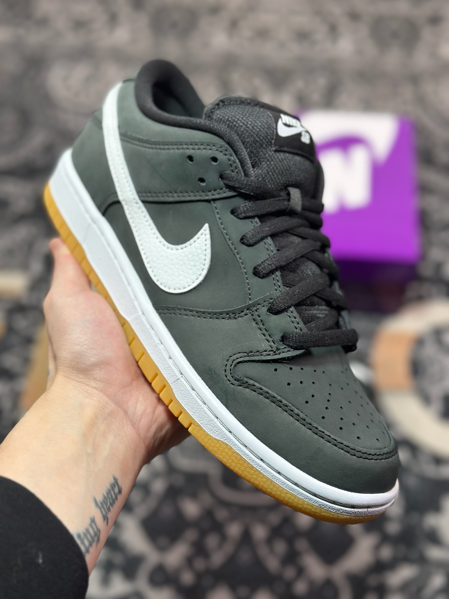 A9220  NK SB Dunk Low 生胶黑白  CD2563-006