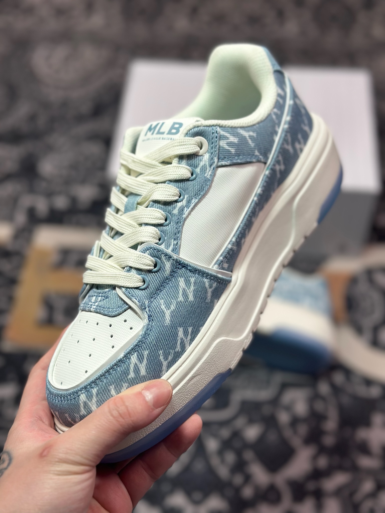 A6200  New York Yankees x MLB Chunky Liner Low 学长鞋系列低帮板鞋“牛仔布蓝白NY印面” 3ASXS015N- GP002