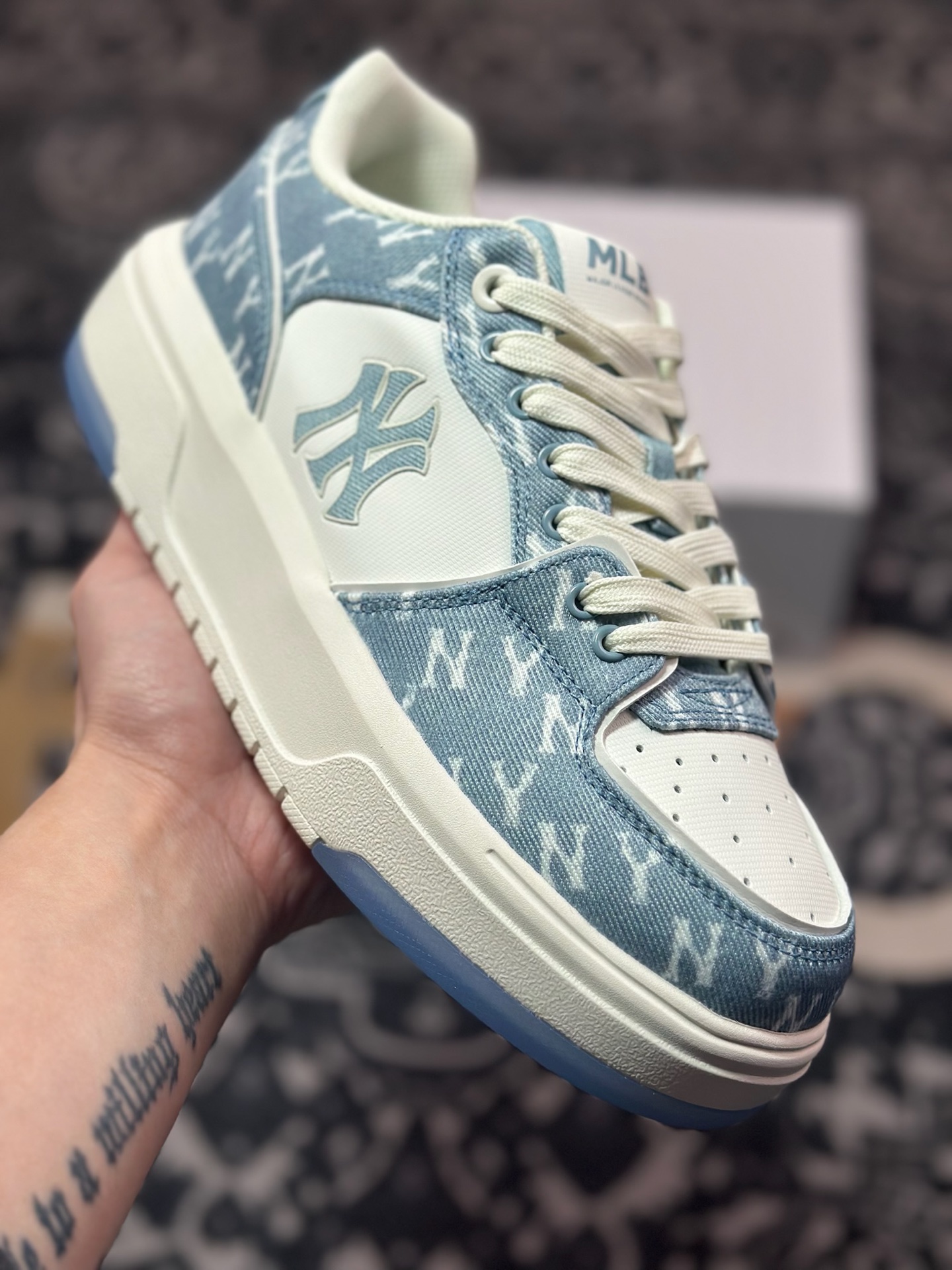 A6200  New York Yankees x MLB Chunky Liner Low 学长鞋系列低帮板鞋“牛仔布蓝白NY印面” 3ASXS015N- GP002