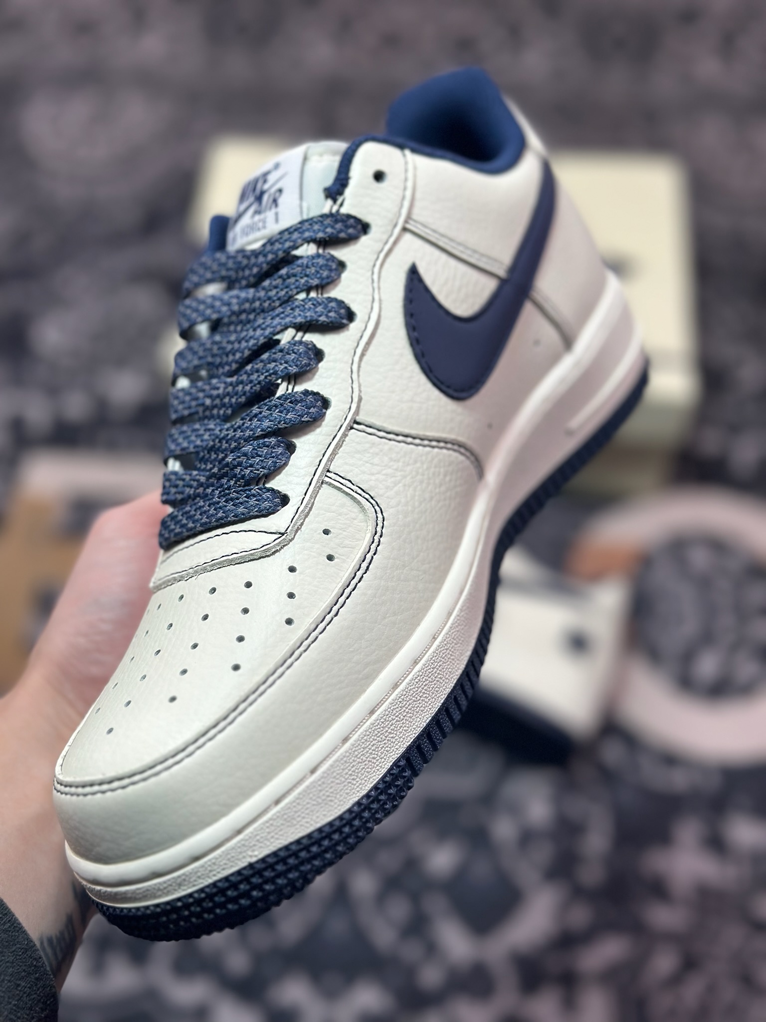 B0220  Undefeated x Nk Air Force 1'07 Low 米深蓝 空军一号低帮休闲板鞋  UN2395-522