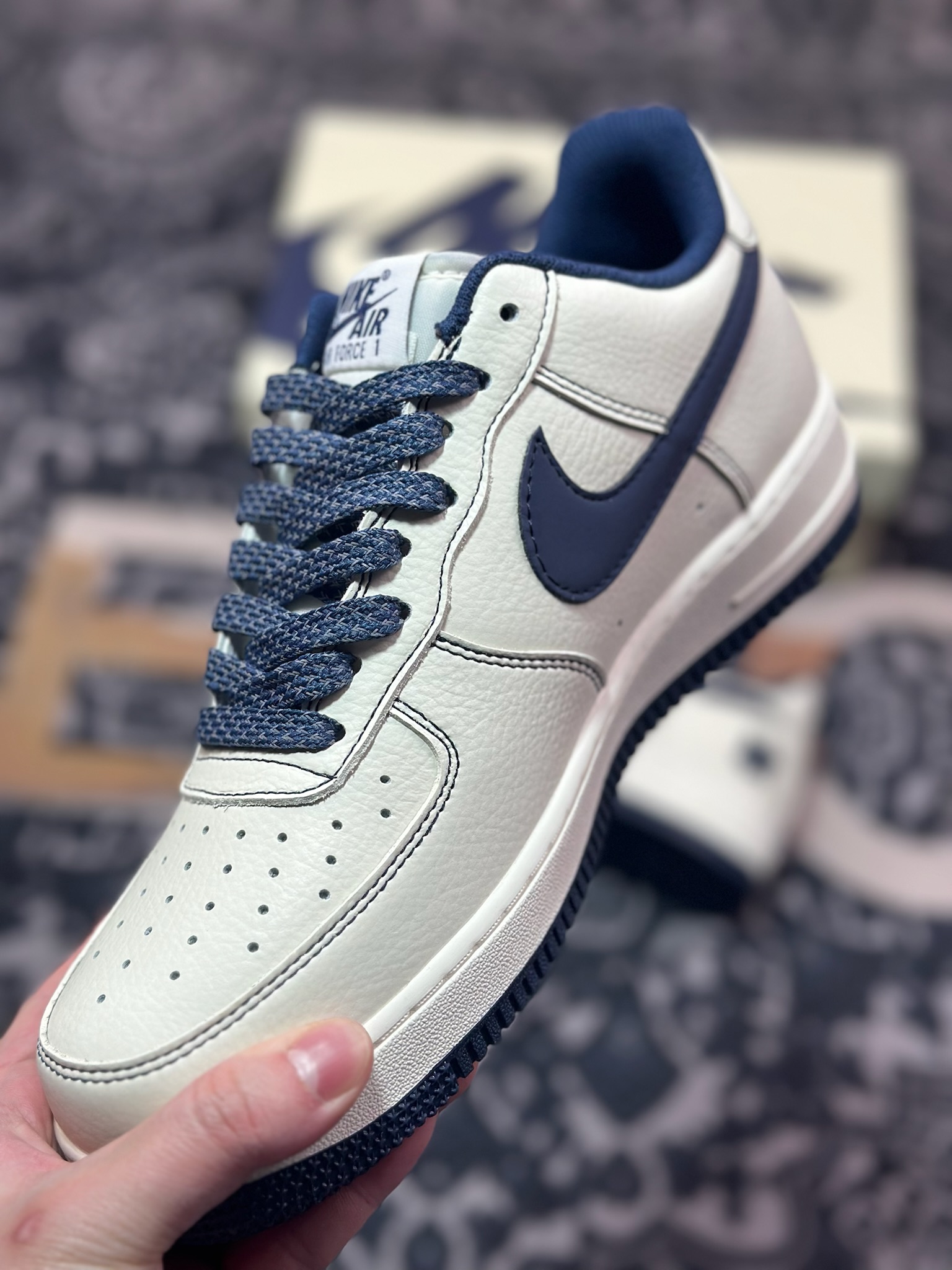 B0220  Undefeated x Nk Air Force 1'07 Low 米深蓝 空军一号低帮休闲板鞋  UN2395-522