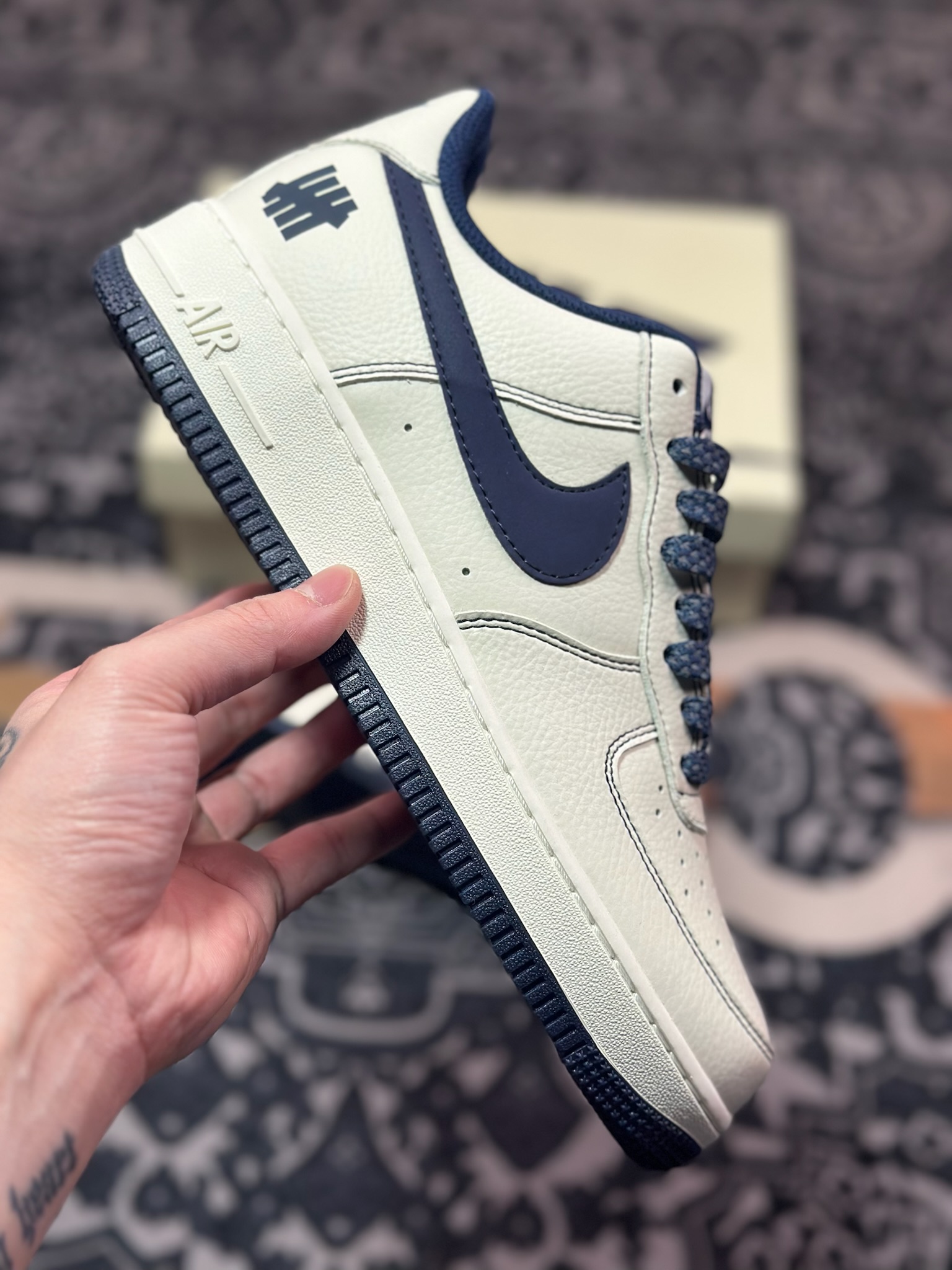 B0220  Undefeated x Nk Air Force 1'07 Low 米深蓝 空军一号低帮休闲板鞋  UN2395-522