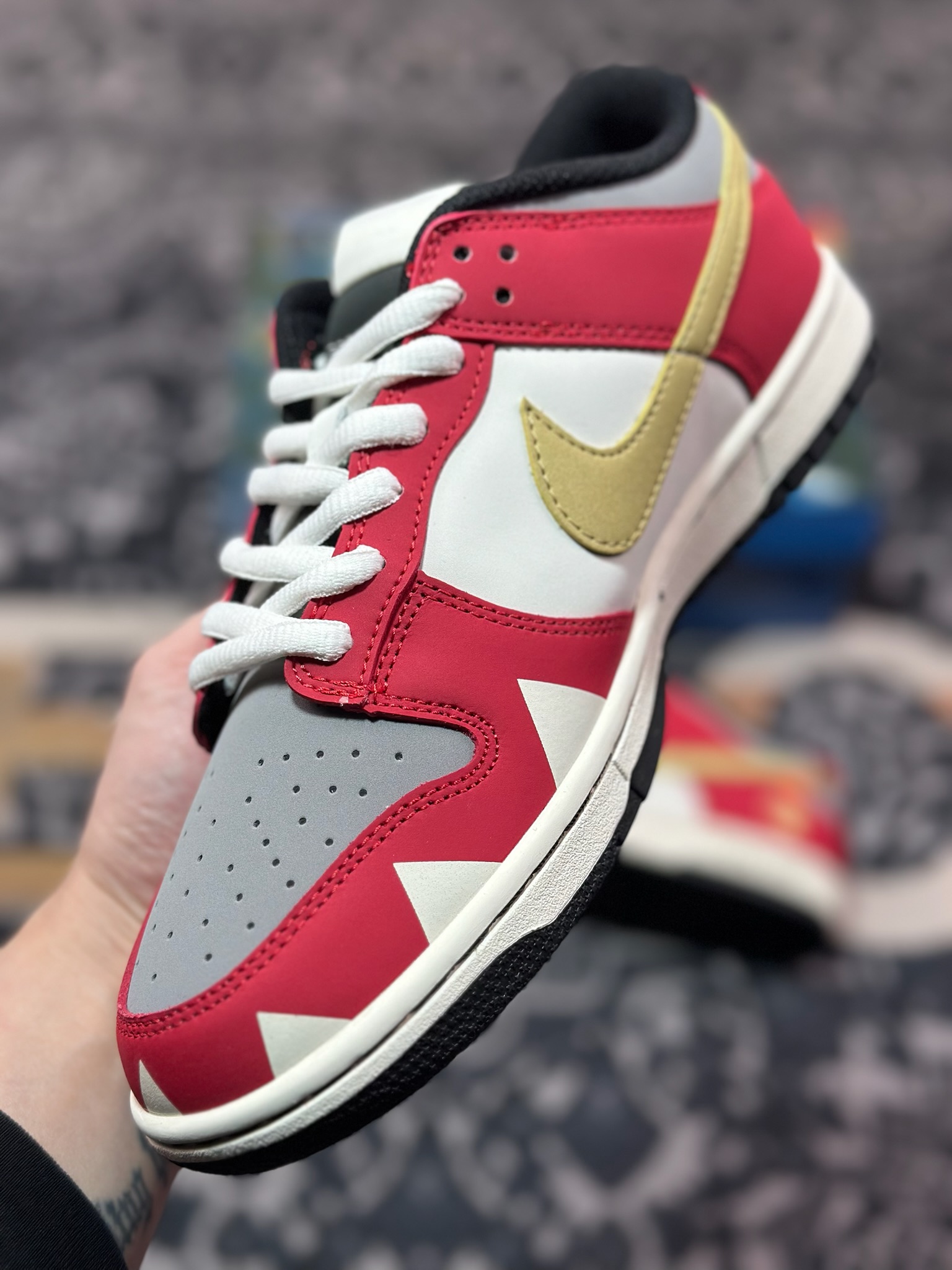 B6300  Nike Dunk Low Nas”Zack”扣篮系列低帮休闲运动滑板板鞋“红米白金杰森” ZZ1998-001