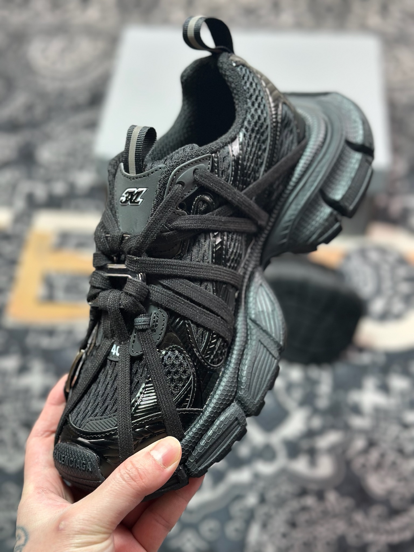 D2480  巴黎世家BALENCIAGA 3XL Sneakers 3+系列低帮百搭休闲慢跑鞋“全黑木乃伊绑绳”325601 W3XCH 1000