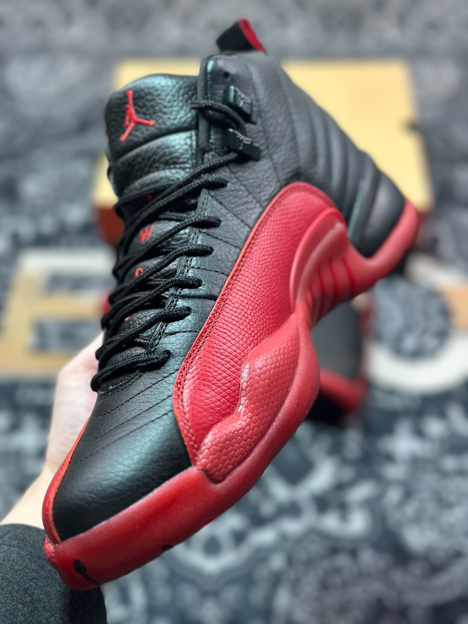 D2480    优选 Air Jordan 12 ” Black Red ” 黑红 AJ12乔12 男子文化篮球鞋 CT8013-002