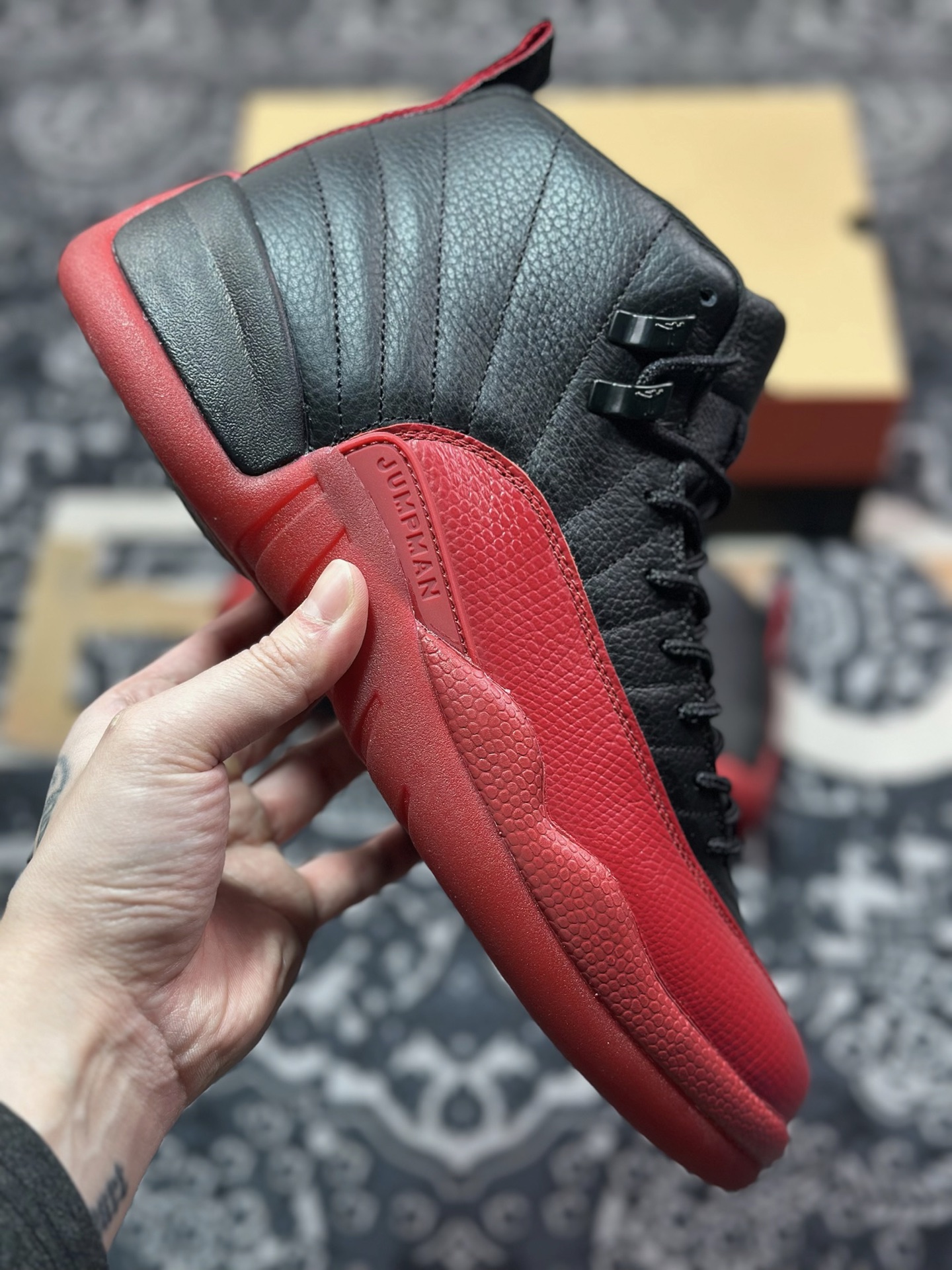D2480    优选 Air Jordan 12 ” Black Red ” 黑红 AJ12乔12 男子文化篮球鞋 CT8013-002