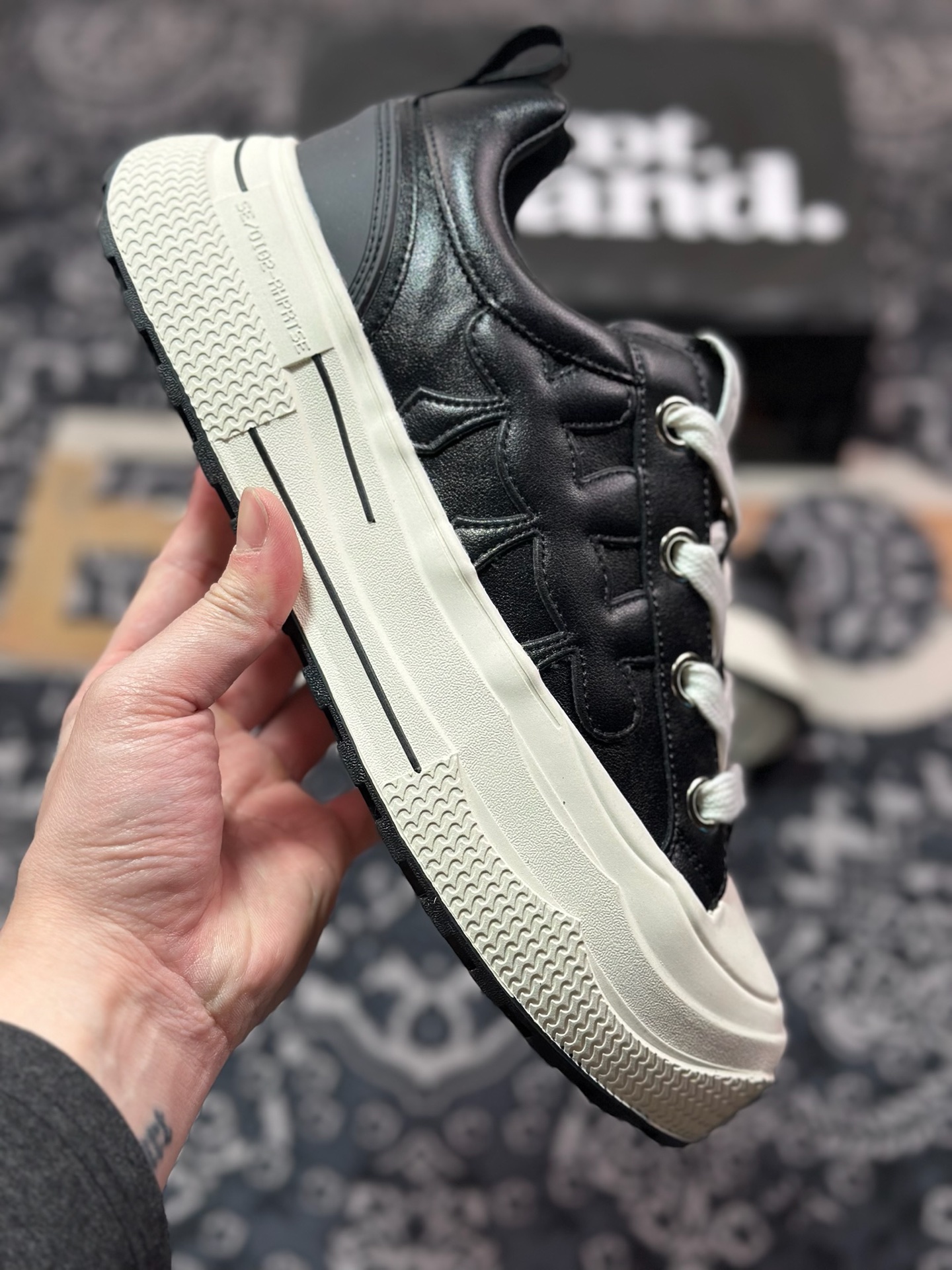B0220  SHOOTBRAND Low Sneaker 重奏黑梅系列增高复古低帮鞋“皮革黑白梅花” CZ-HM