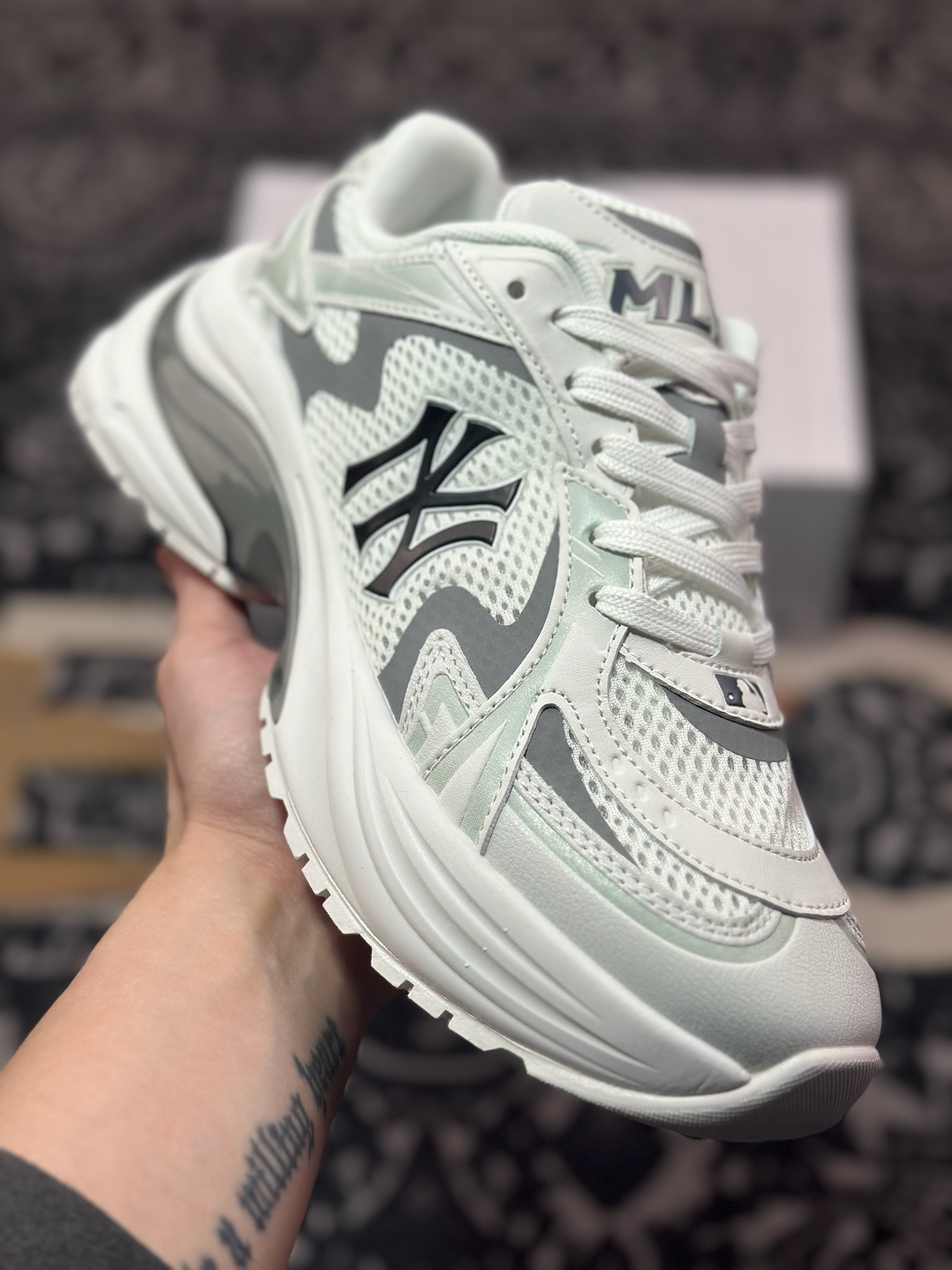 A9220  New York Yankees x MLB BigBall Chunky Curve 大球曲线系列低帮慢跑鞋“米白深灰黑” 3ARNSPL4N-GP011