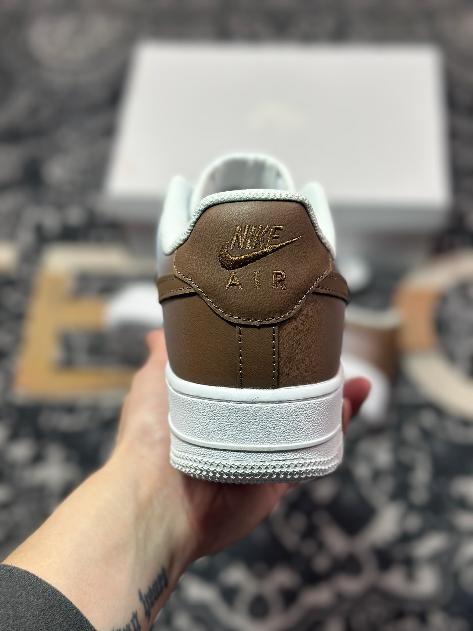 A8200  Nike Air Force 1 Low 白棕渐变  FN0366-103