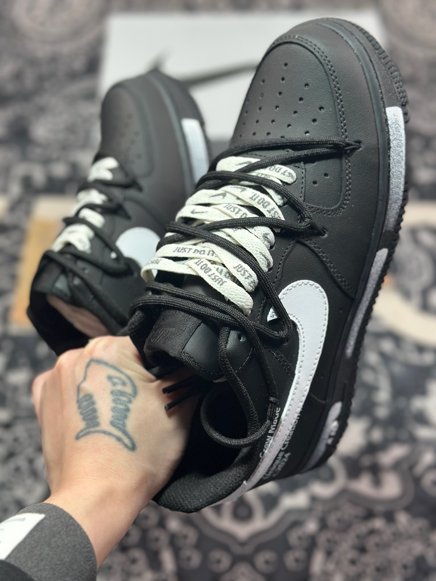 B4260  Nike Air Force 1 Low 07 黑白涂鸦绑带  ZH0316-059