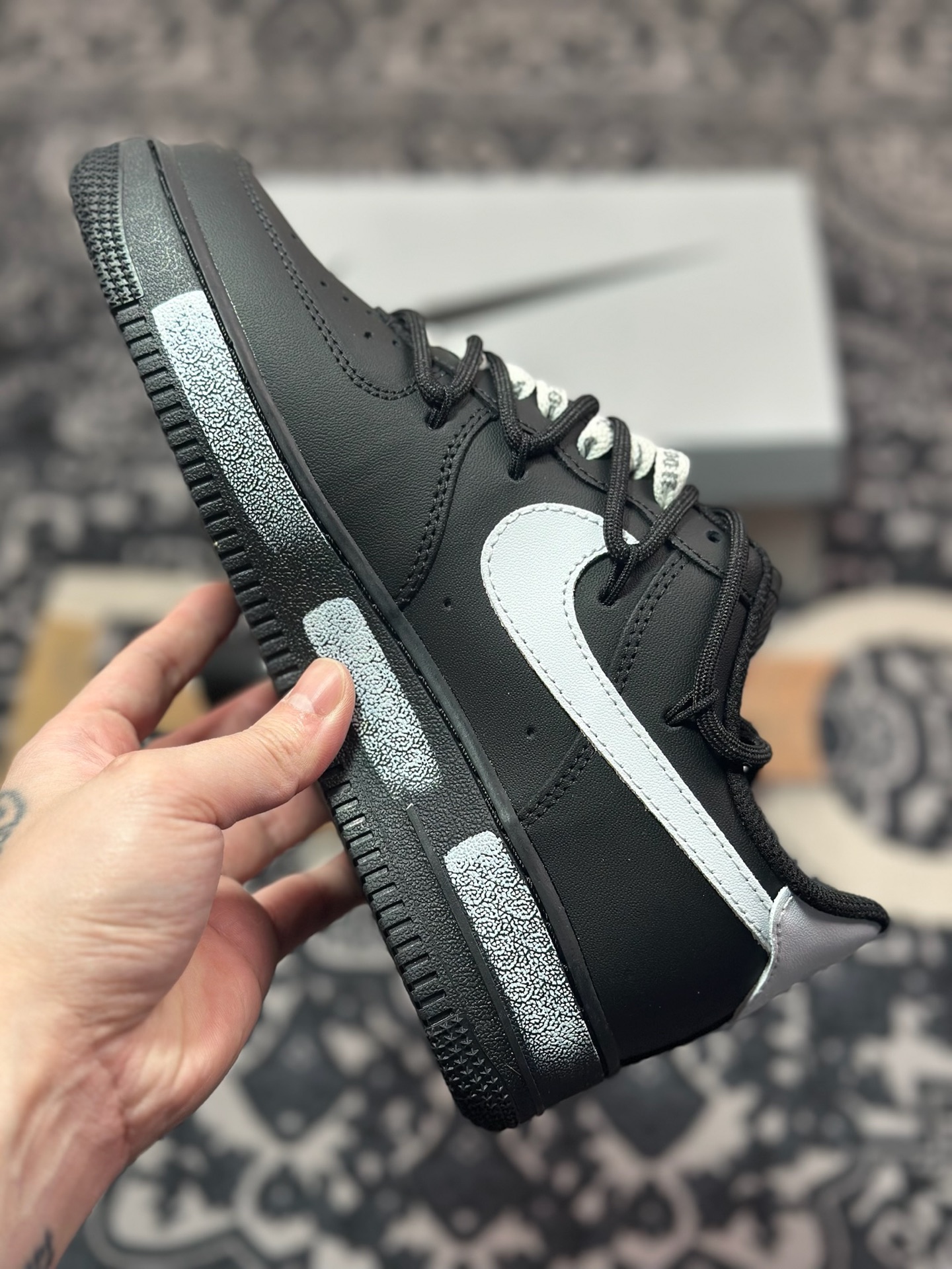 B4260  Nike Air Force 1 Low 07 黑白涂鸦绑带  ZH0316-059