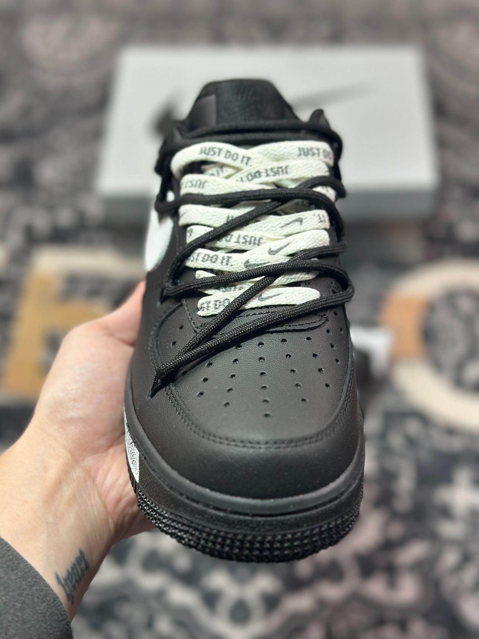 B4260  Nike Air Force 1 Low 07 黑白涂鸦绑带  ZH0316-059