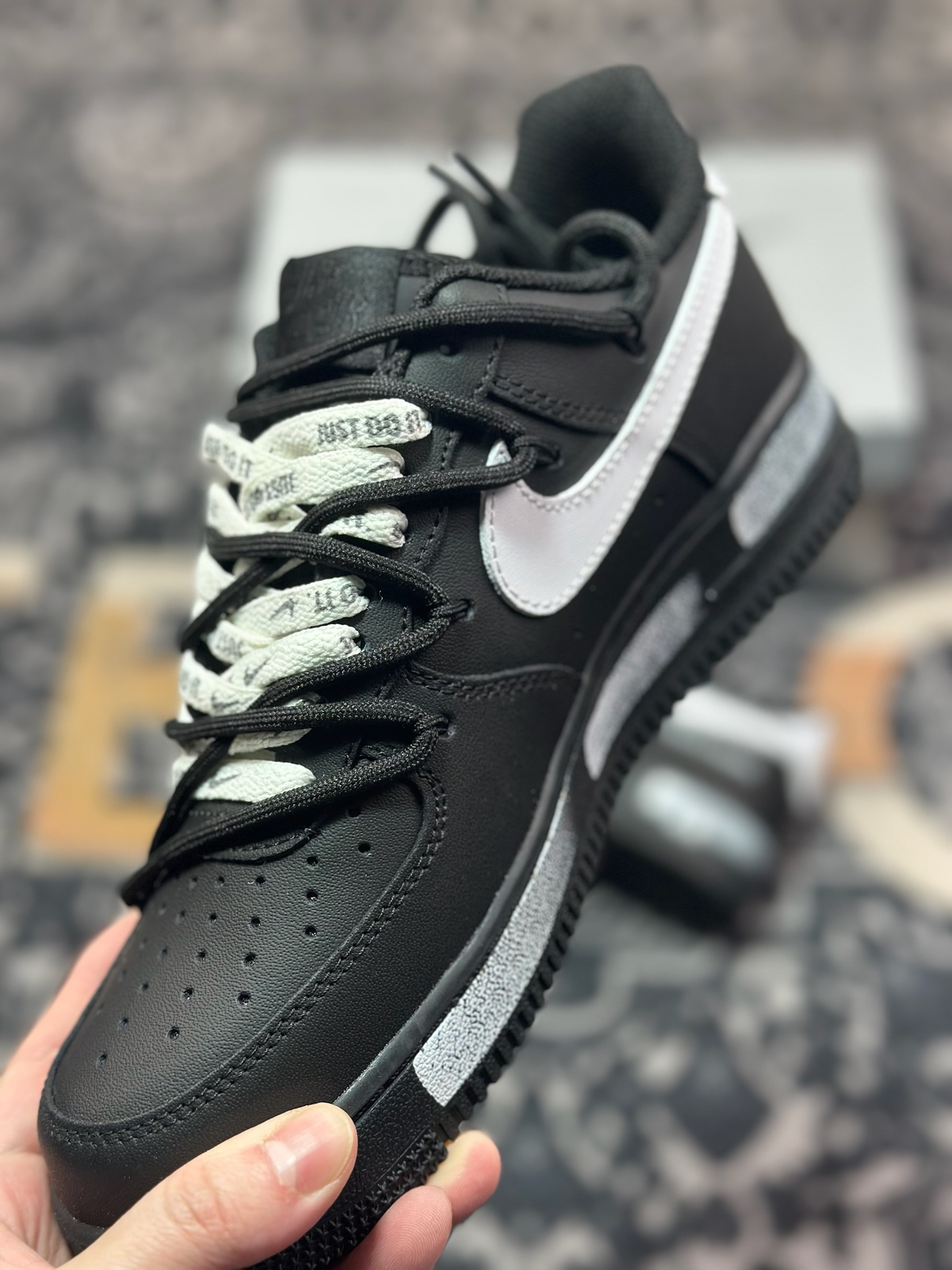 B4260  Nike Air Force 1 Low 07 黑白涂鸦绑带  ZH0316-059