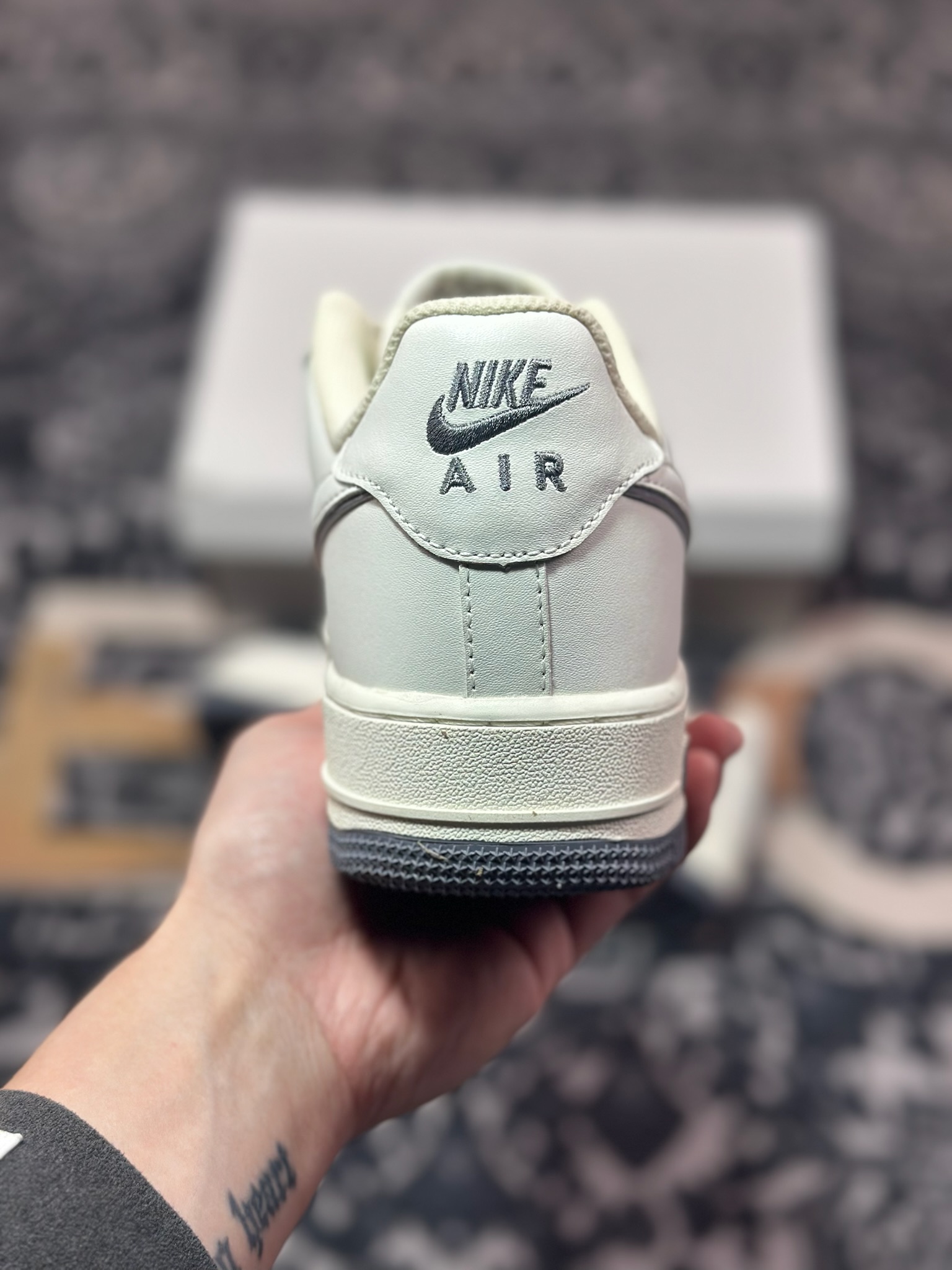 A7200  Nike Air Force 1 Low '07 白深灰低帮空军一号休闲板鞋   DZ2799-122