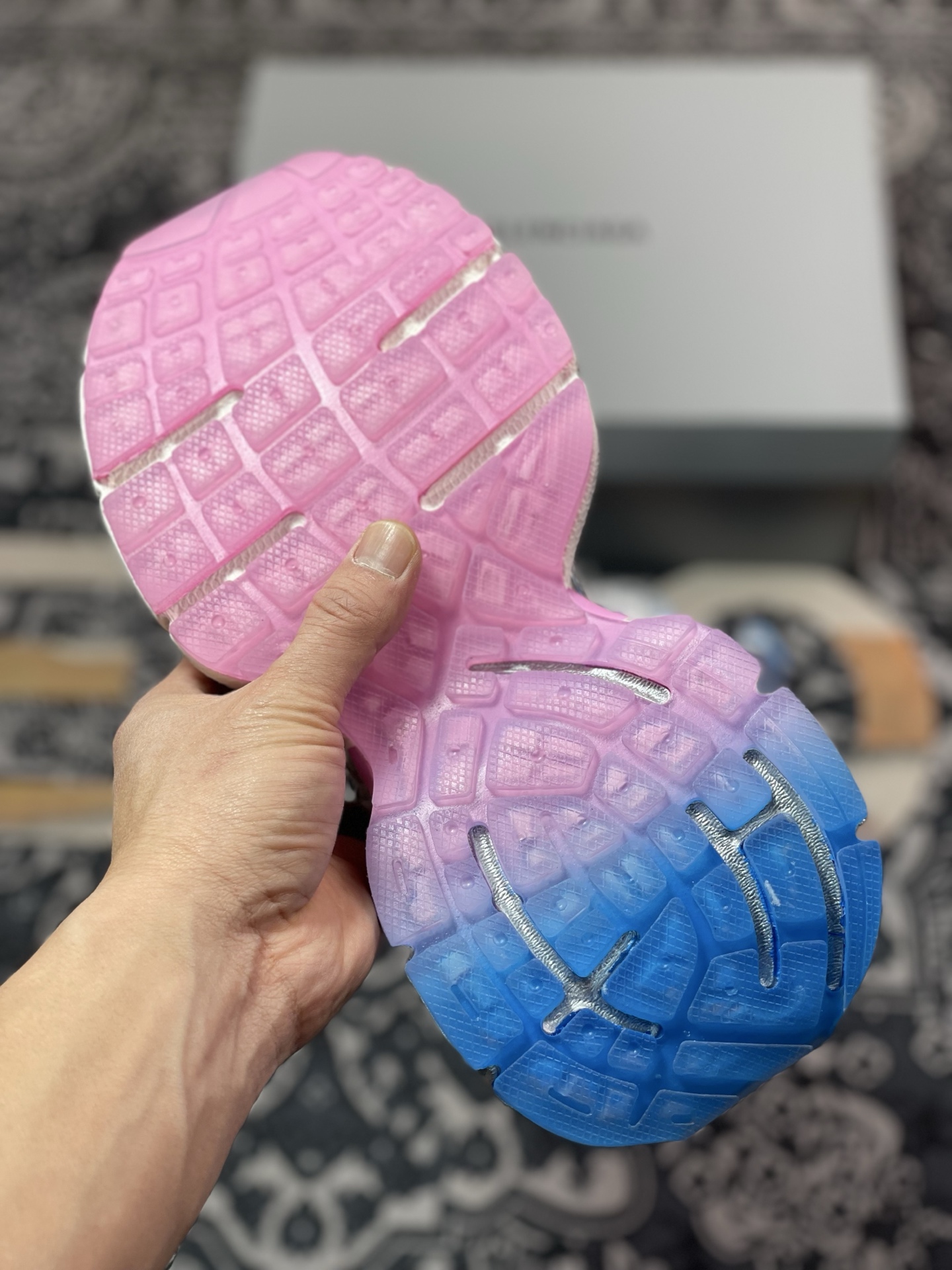D2480  巴黎世家BALENCIAGA 3XL Sneakers 3+系列低帮复古阔型底姥爹慢跑鞋“白银蓝粉木乃伊绑绳” 825599 W3XCH 9145