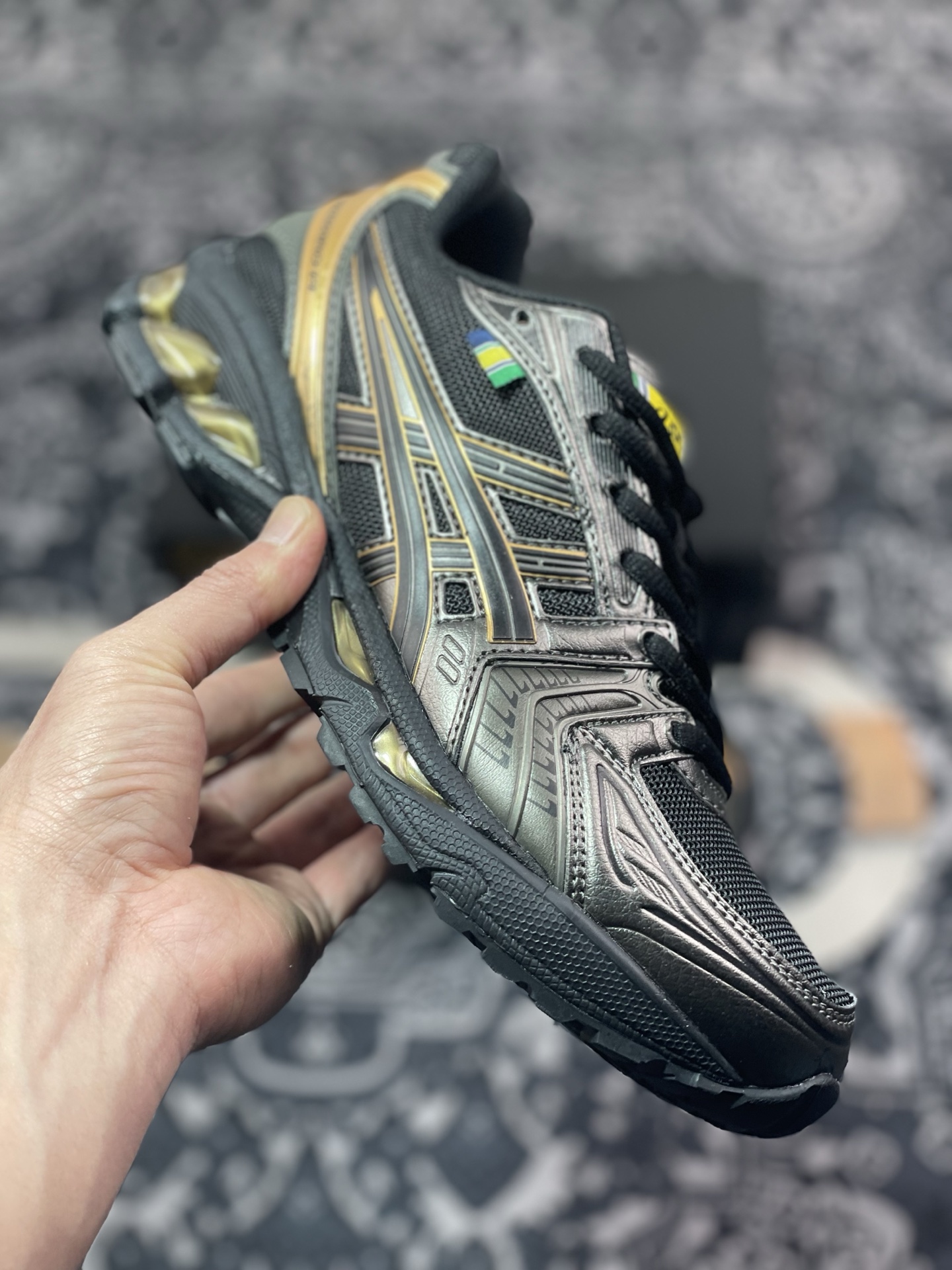 A6200  Senna x Asics Gel-Kayano 14 黑金 联名亚瑟士14代 纳米纤维气垫百搭休闲运动慢跑鞋  1203A860-001