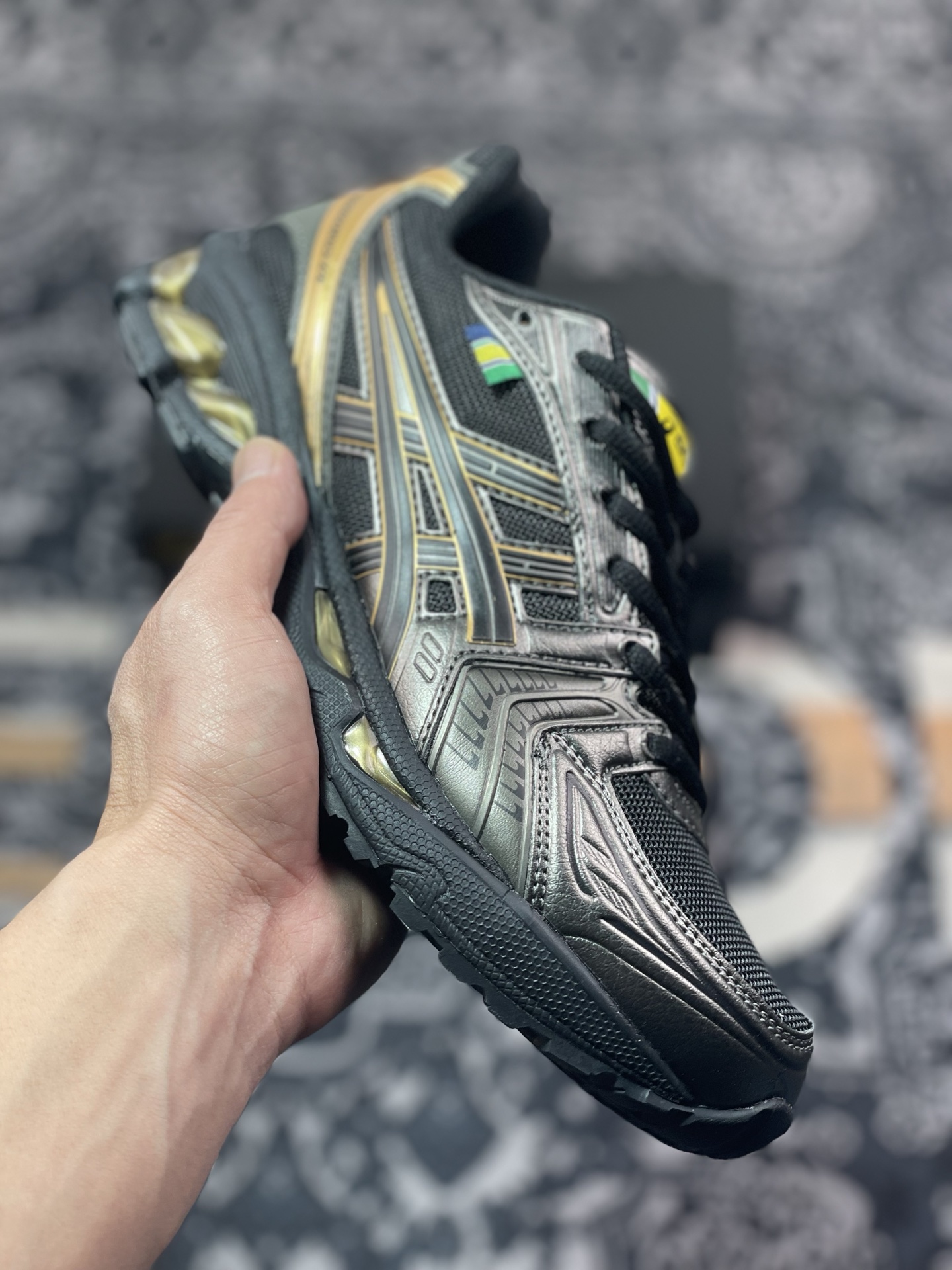 A6200  Senna x Asics Gel-Kayano 14 黑金 联名亚瑟士14代 纳米纤维气垫百搭休闲运动慢跑鞋  1203A860-001