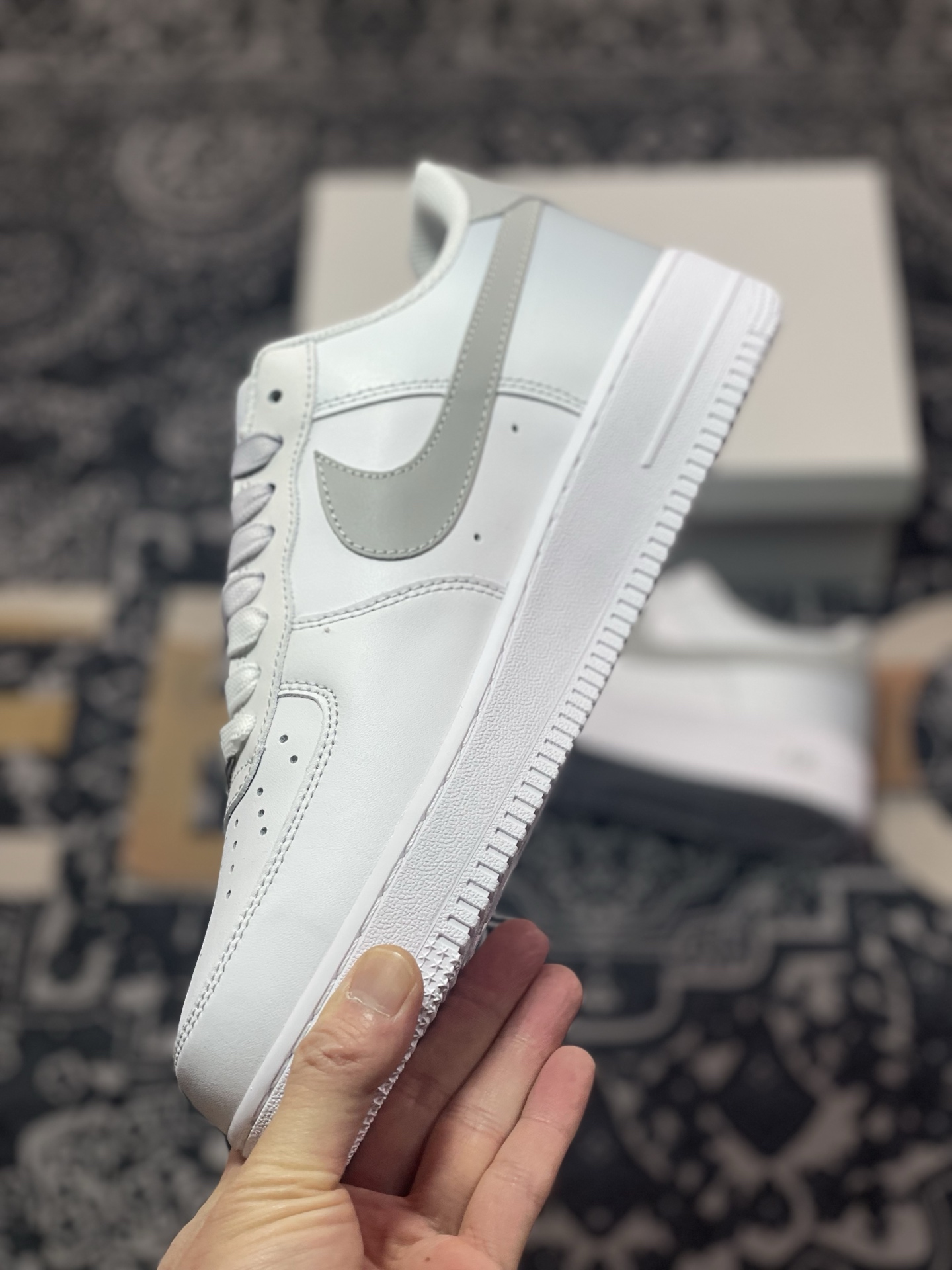 A8200  Nike Air Force 1 Low 白灰渐变  FN0366-102