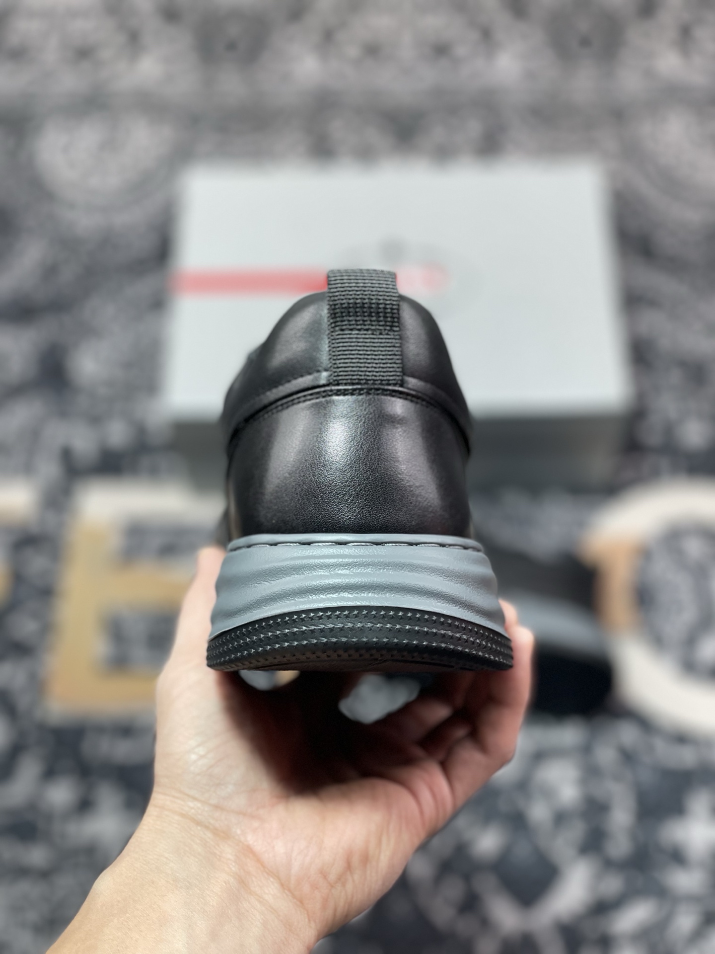 C3380  新货PRADA普拉达 厚底徽标 低帮休闲运动板鞋