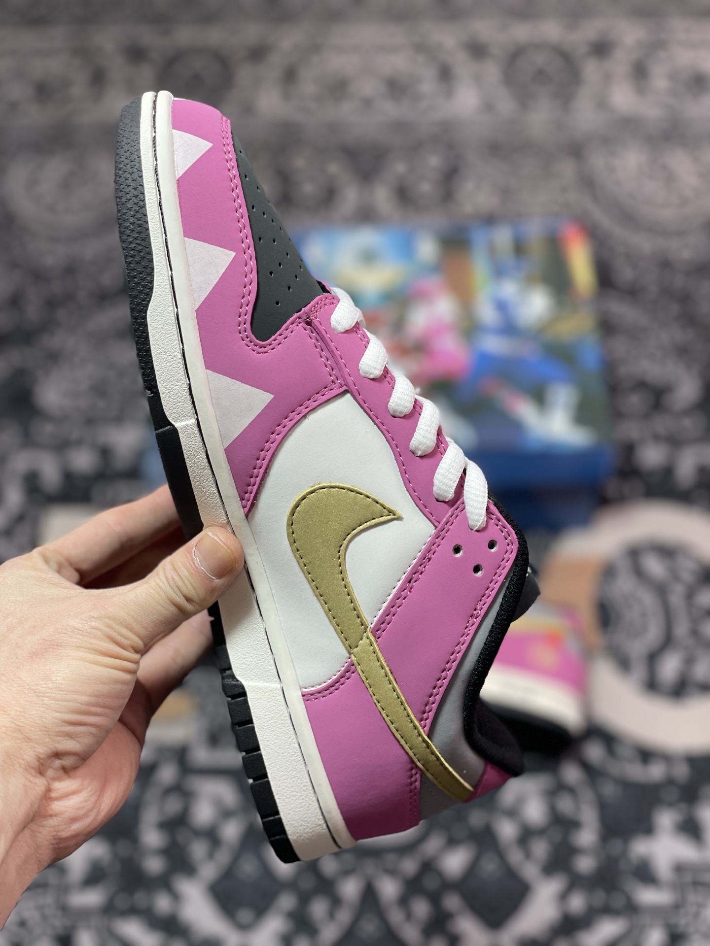B6300   Nk SB Dunk Low 恐龙战队系列 翼手龙配色 周年高端定制 低帮休闲板鞋  ZZ1998-002