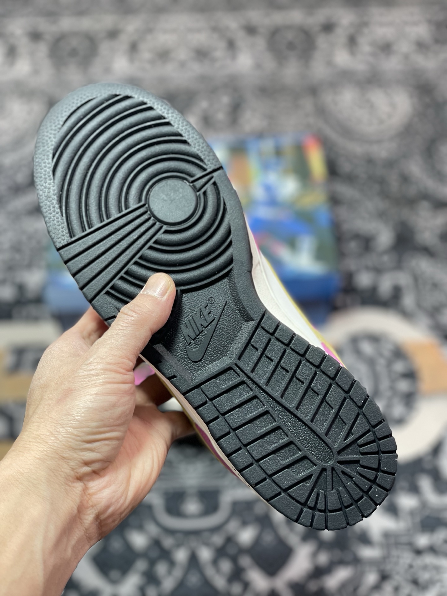 B6300   Nk SB Dunk Low 恐龙战队系列 翼手龙配色 周年高端定制 低帮休闲板鞋  ZZ1998-002