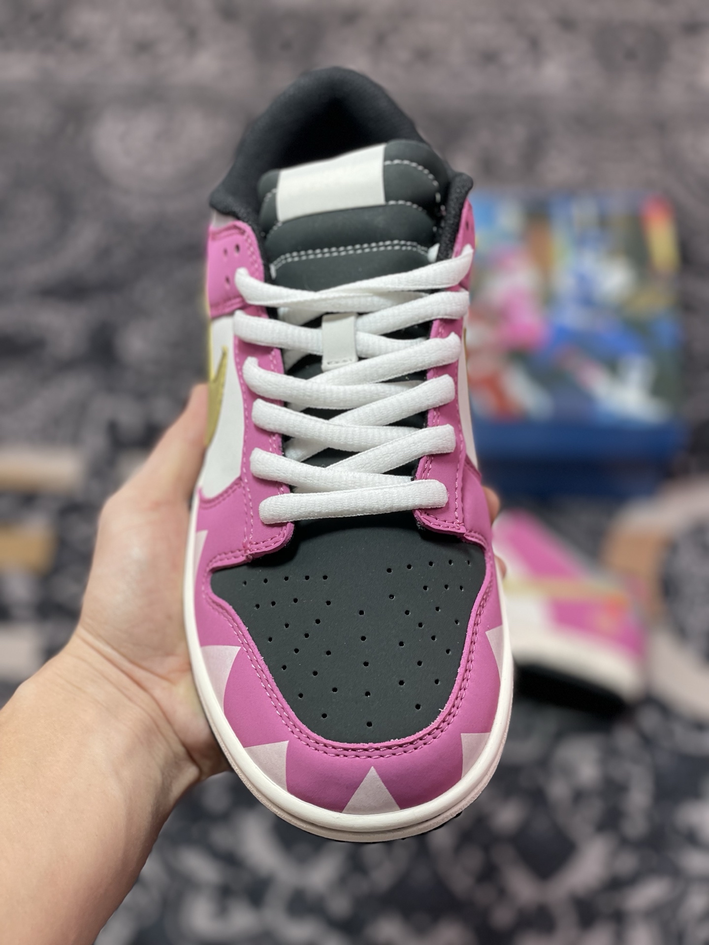 B6300   Nk SB Dunk Low 恐龙战队系列 翼手龙配色 周年高端定制 低帮休闲板鞋  ZZ1998-002