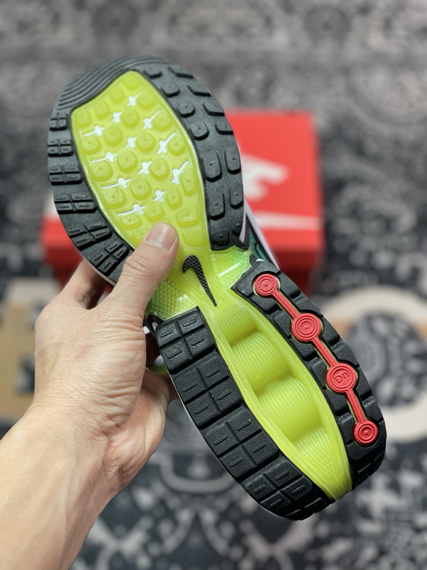 A7200  独家实拍Nk Air Max Dn 2024全新气垫跑鞋  FB8987-004