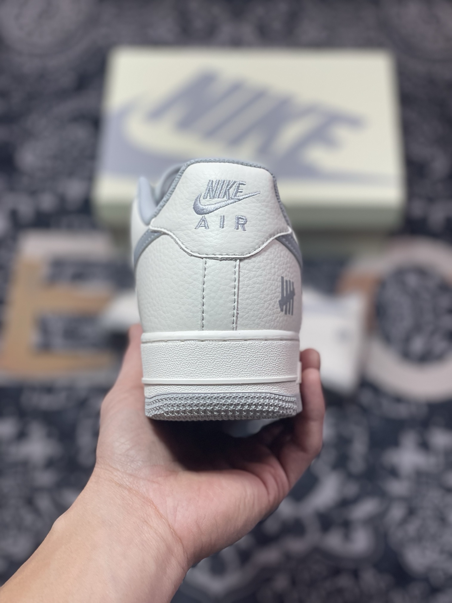 B0220  Nike Air Force 1 Low UN联名  UN6695-288