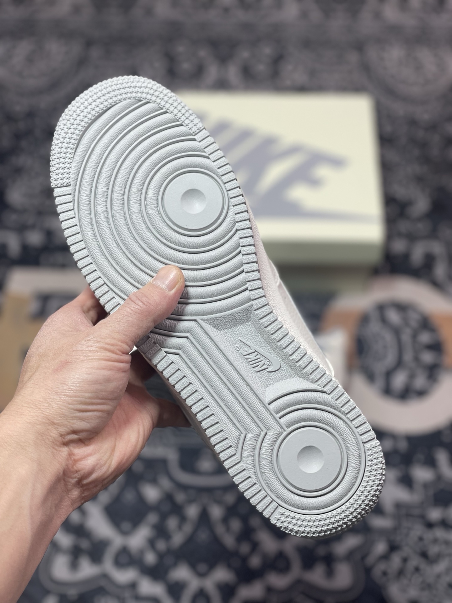 B0220  Nike Air Force 1 Low UN联名  UN6695-288