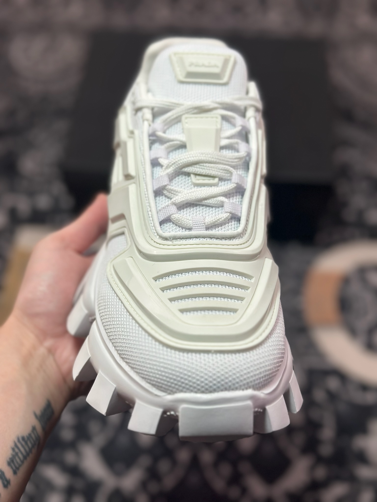 B7320  普拉达Prada Cloudbust Thunder Low Sneakers 风暴雷电百搭休闲运动鞋“全白黑标”2EG293_3KZU_F