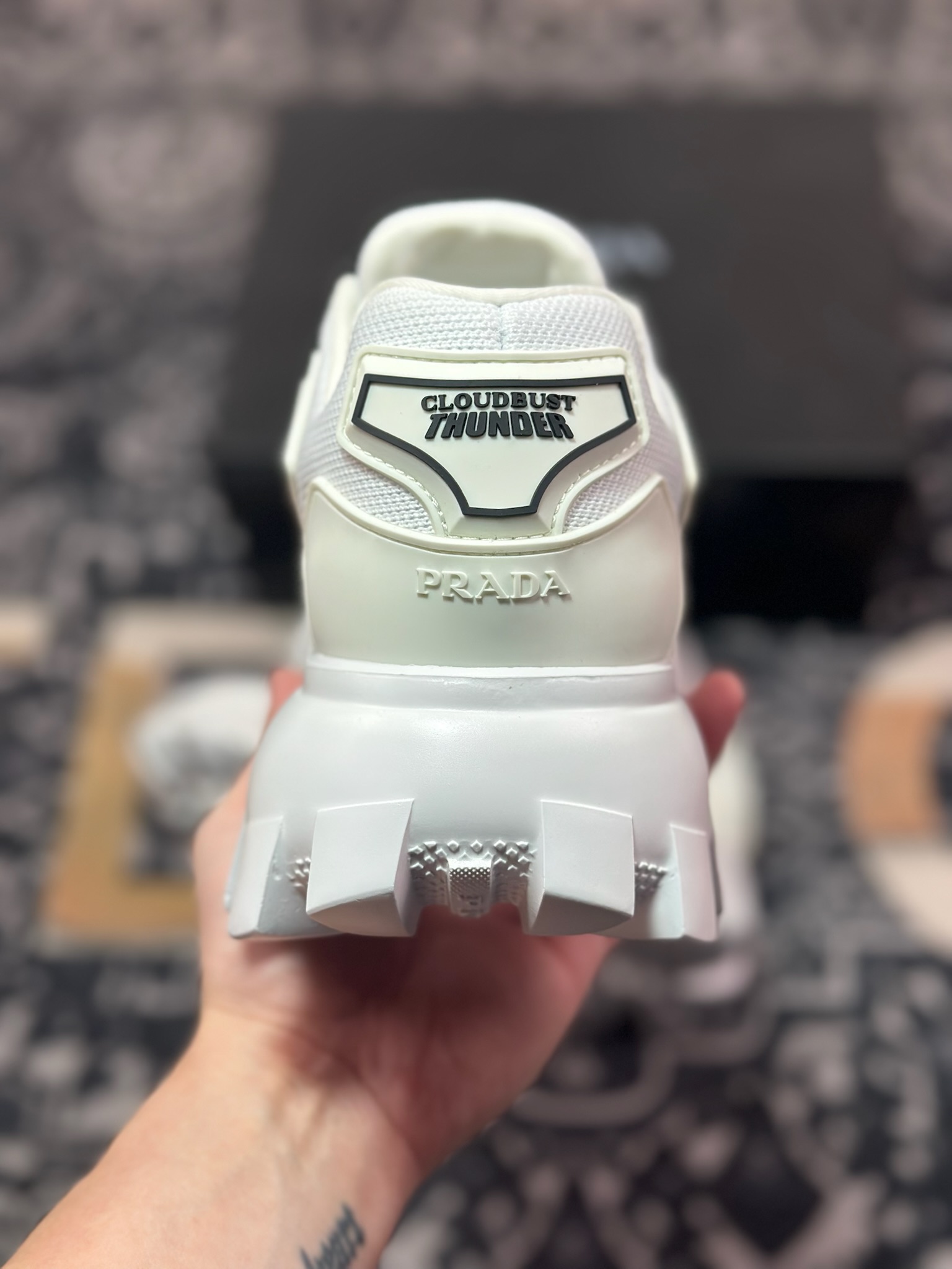 B7320  普拉达Prada Cloudbust Thunder Low Sneakers 风暴雷电百搭休闲运动鞋“全白黑标”2EG293_3KZU_F