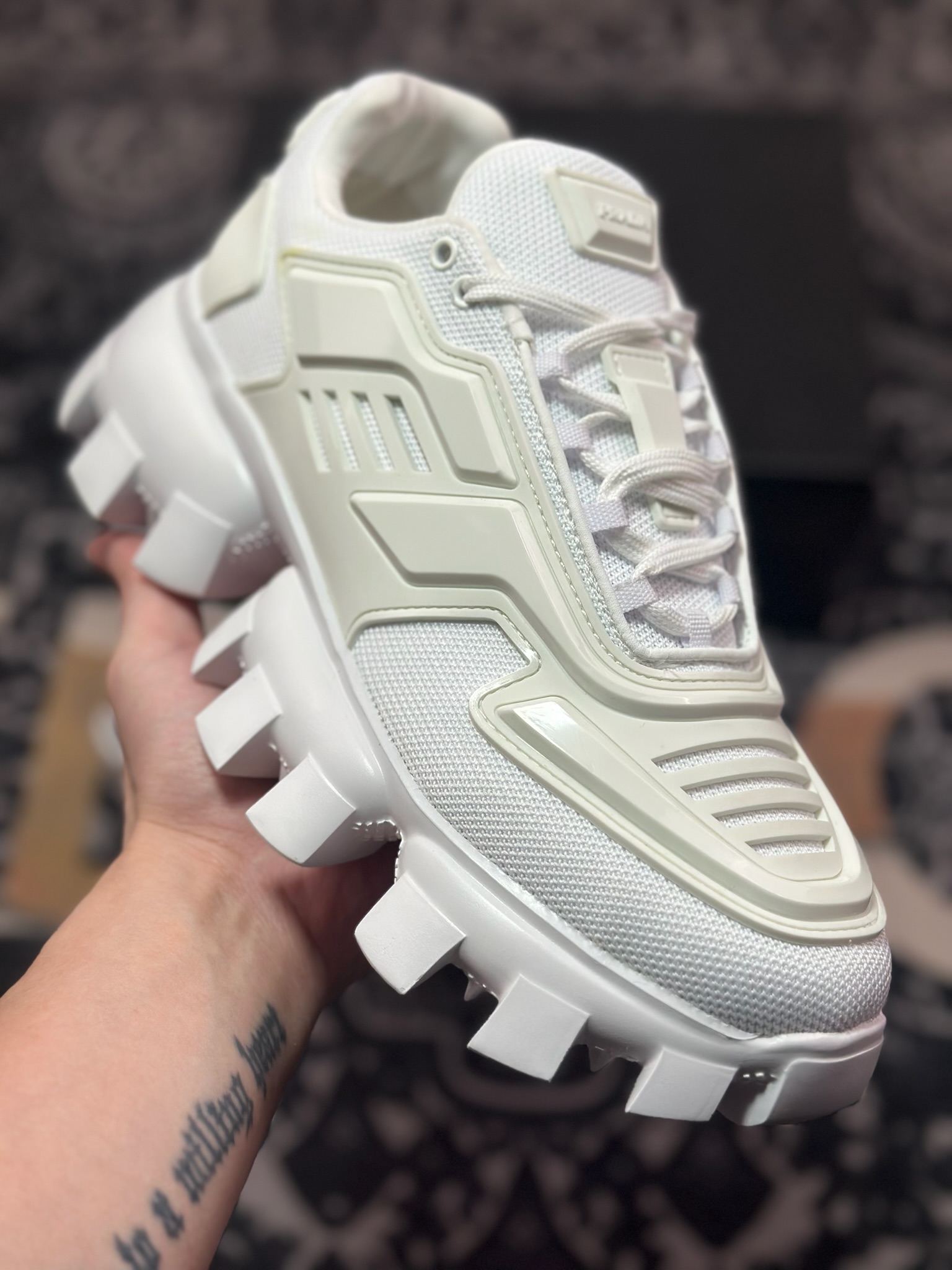 B7320  普拉达Prada Cloudbust Thunder Low Sneakers 风暴雷电百搭休闲运动鞋“全白黑标”2EG293_3KZU_F