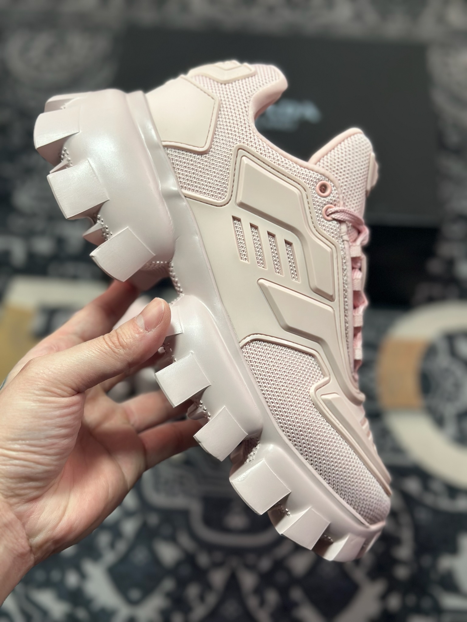 B7320  普拉达Prada Cloudbust Thunder Low Sneakers 风暴雷电百搭休闲运动鞋“樱花浅粉”1E819L_3KR2_F0E18_050