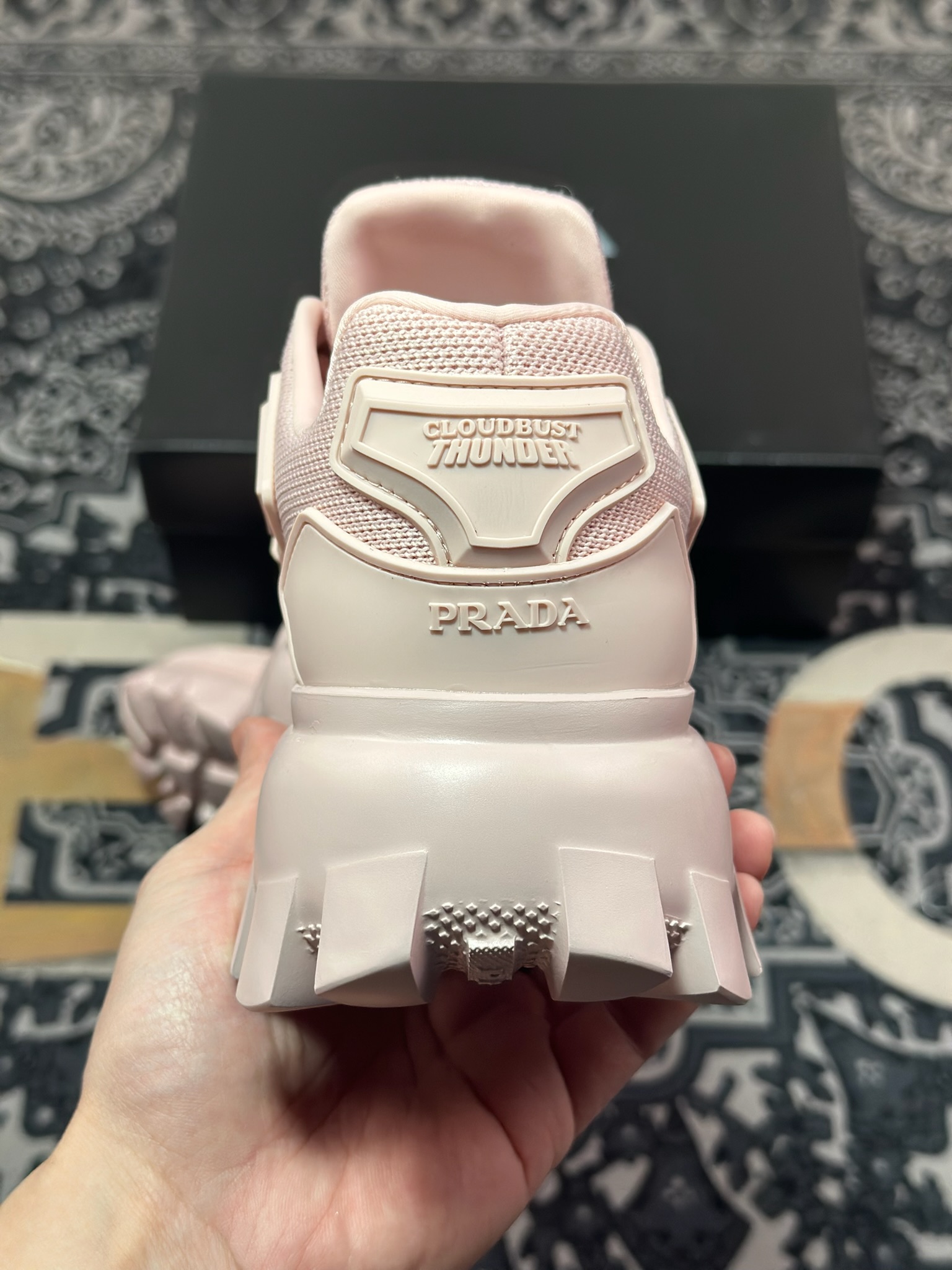 B7320  普拉达Prada Cloudbust Thunder Low Sneakers 风暴雷电百搭休闲运动鞋“樱花浅粉”1E819L_3KR2_F0E18_050